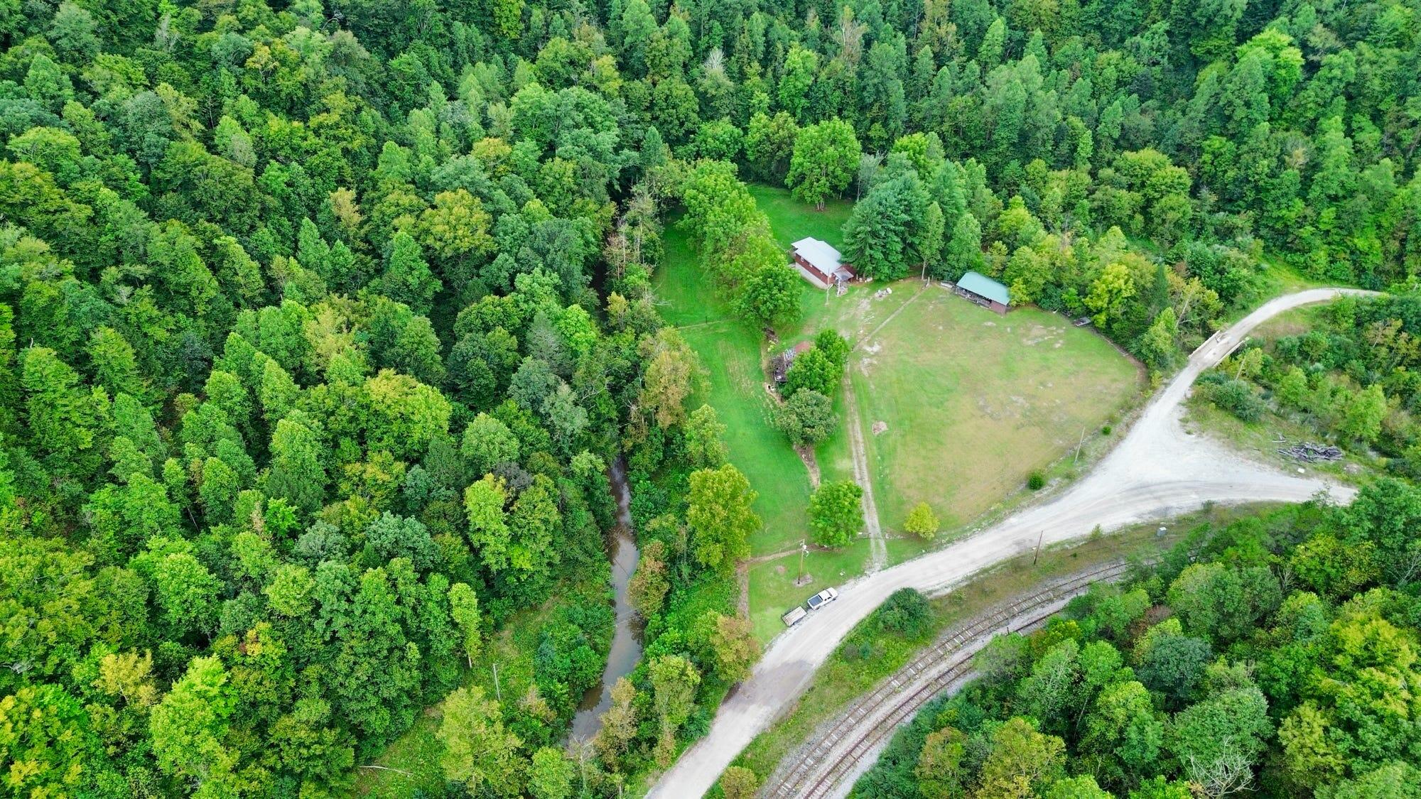 9074 Middle Fork Wolf Creek Road Property Photo 86