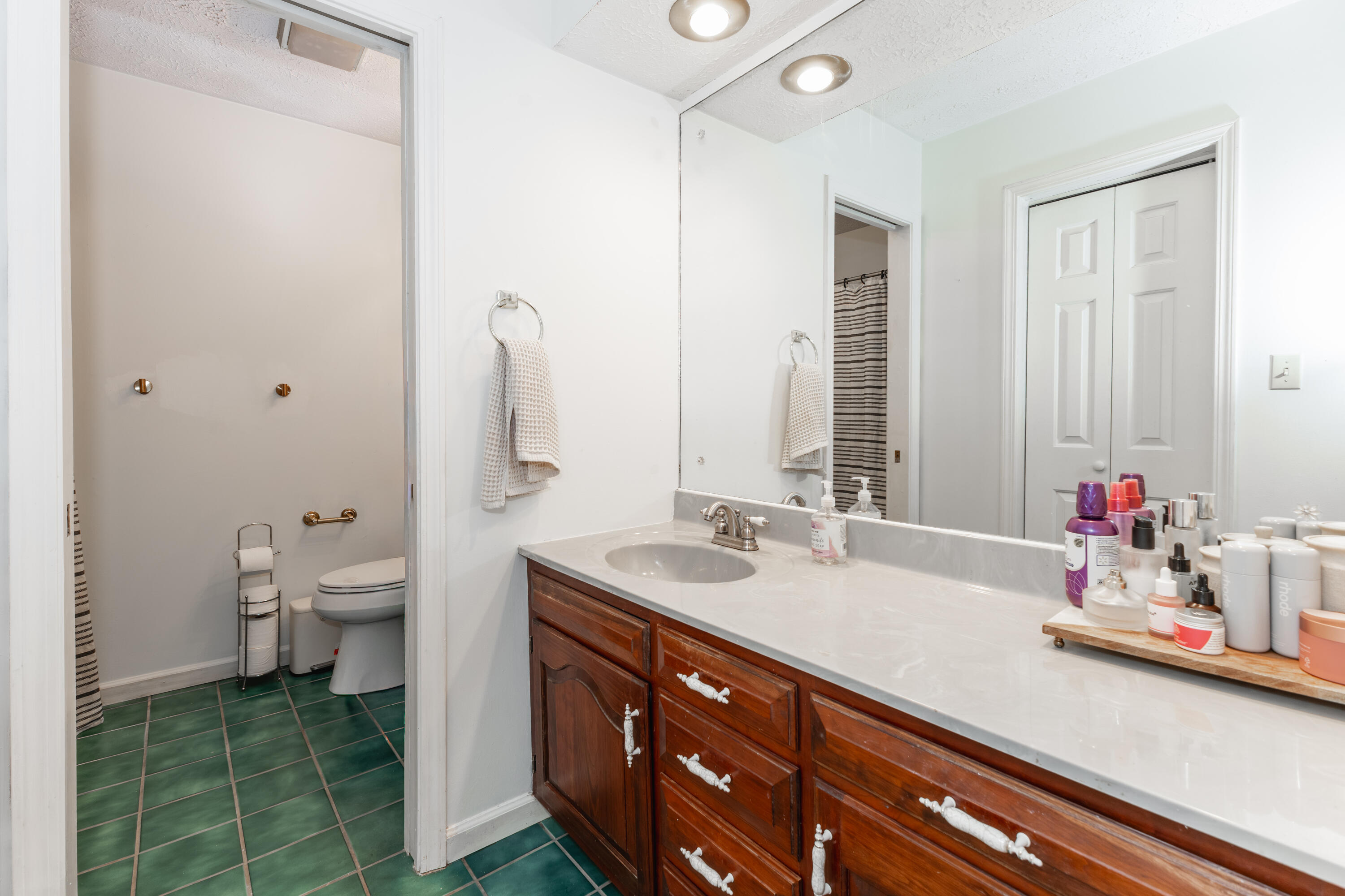 4435 Maywood Drive Property Photo 17