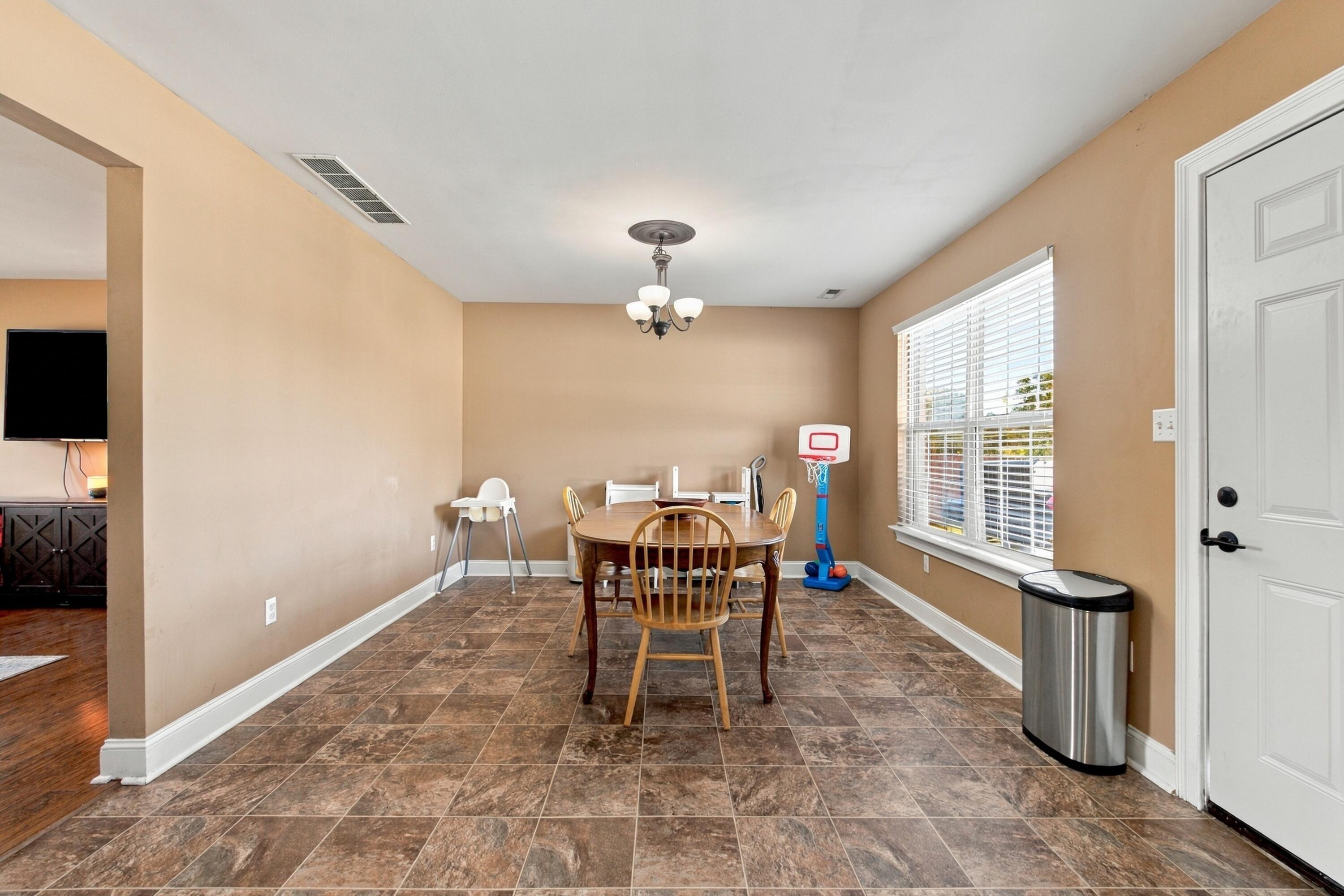 341 Palomino Drive Property Photo 11