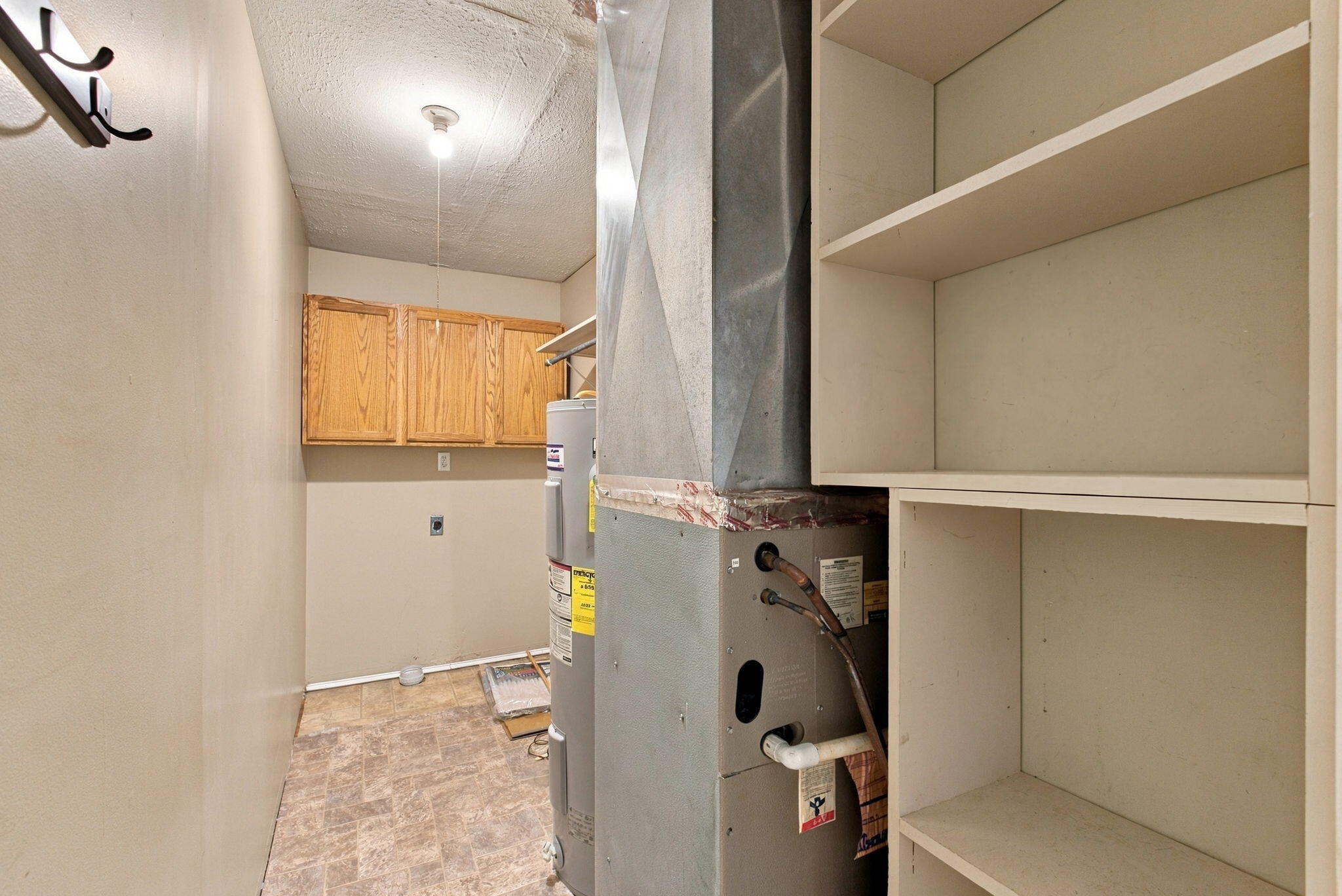 106 Dinsmore Street Property Photo 16