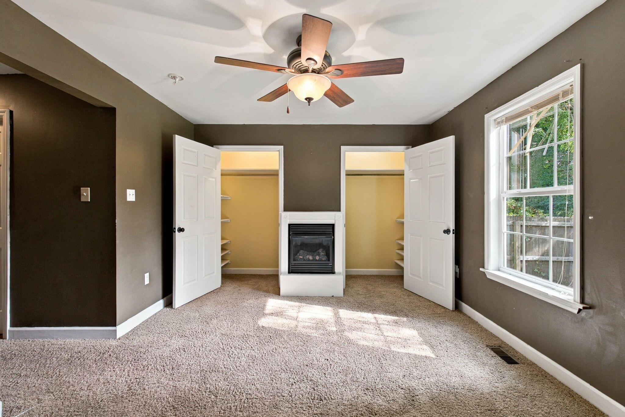 106 Dinsmore Street Property Photo 23