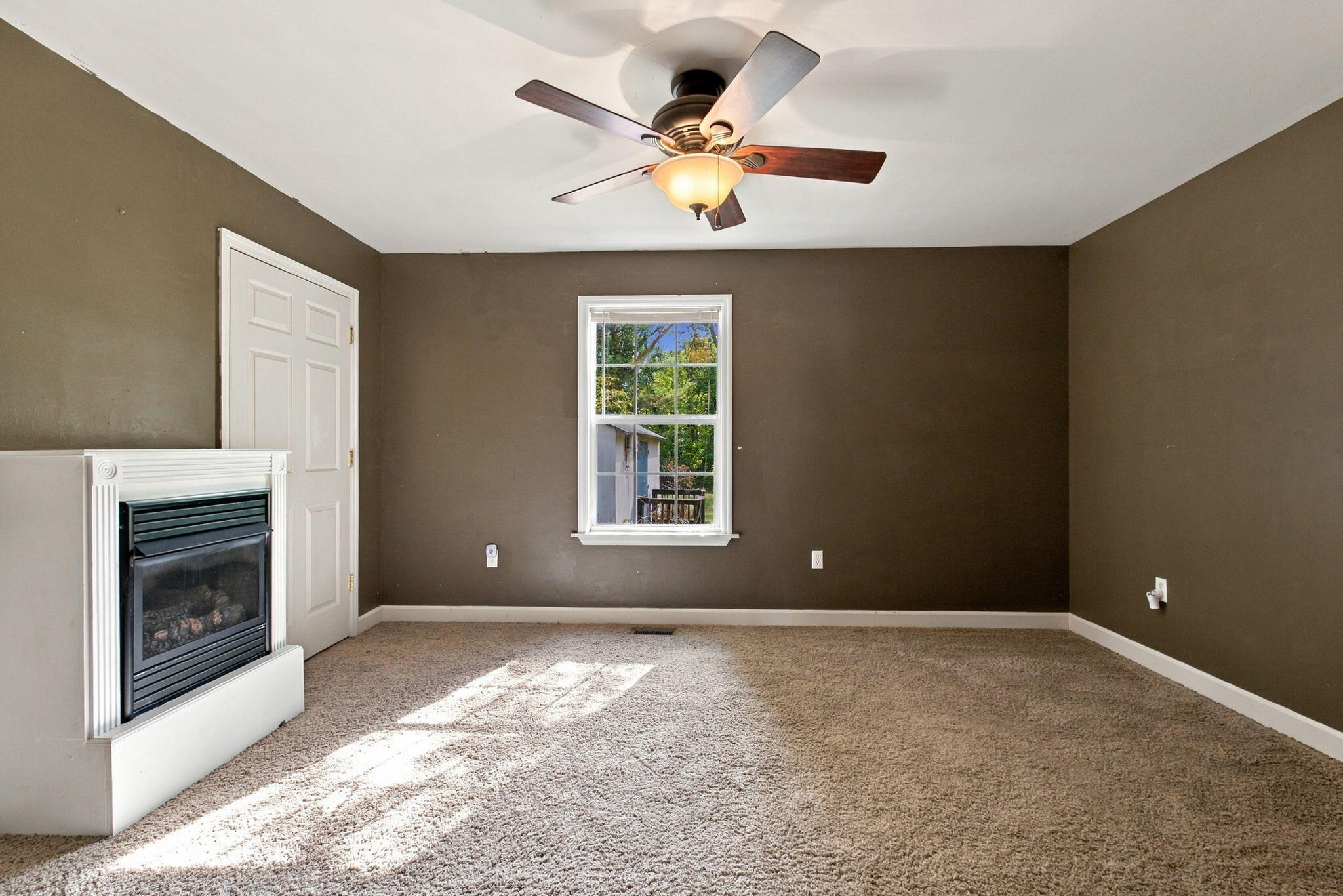 106 Dinsmore Street Property Photo 24