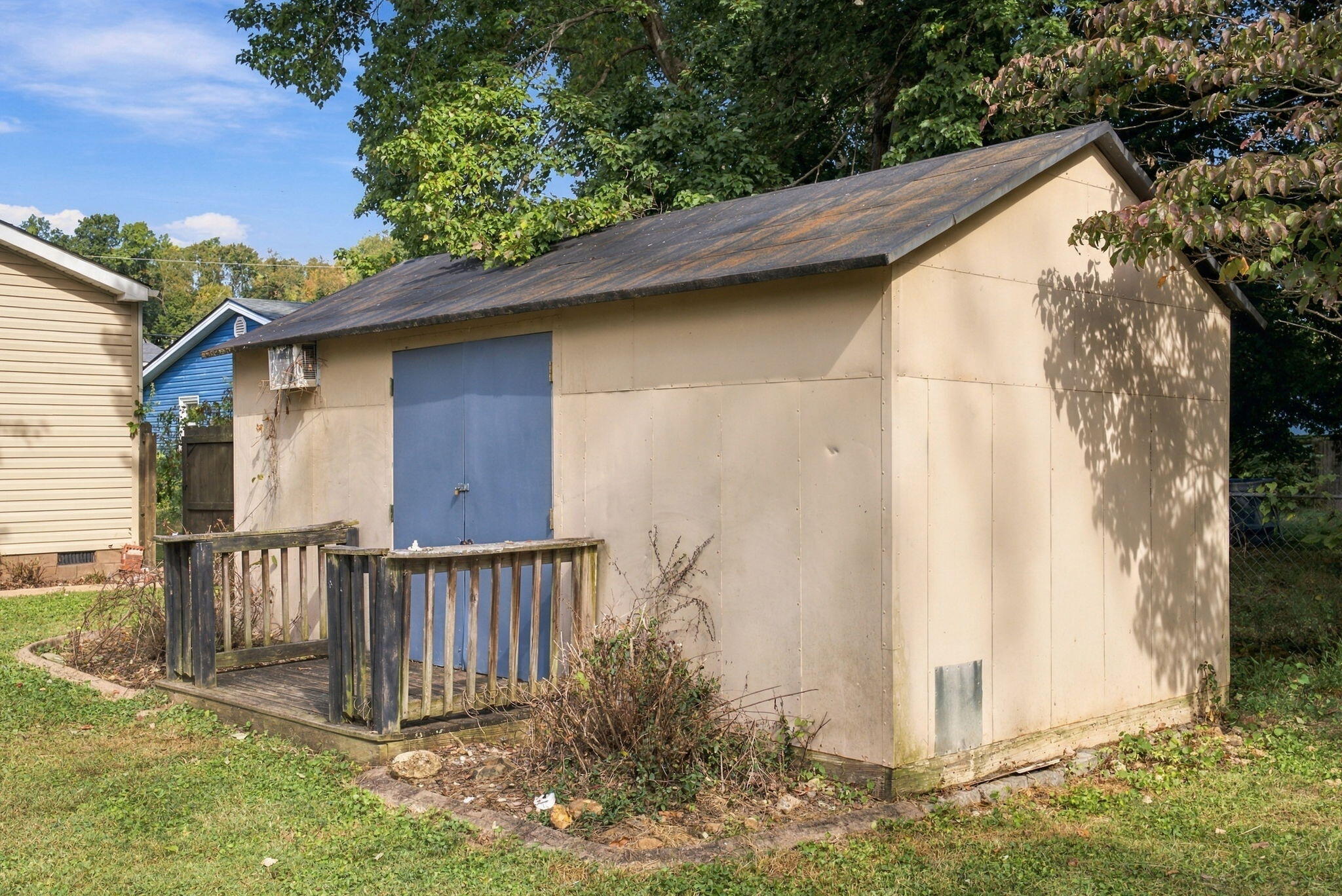 106 Dinsmore Street Property Photo 42