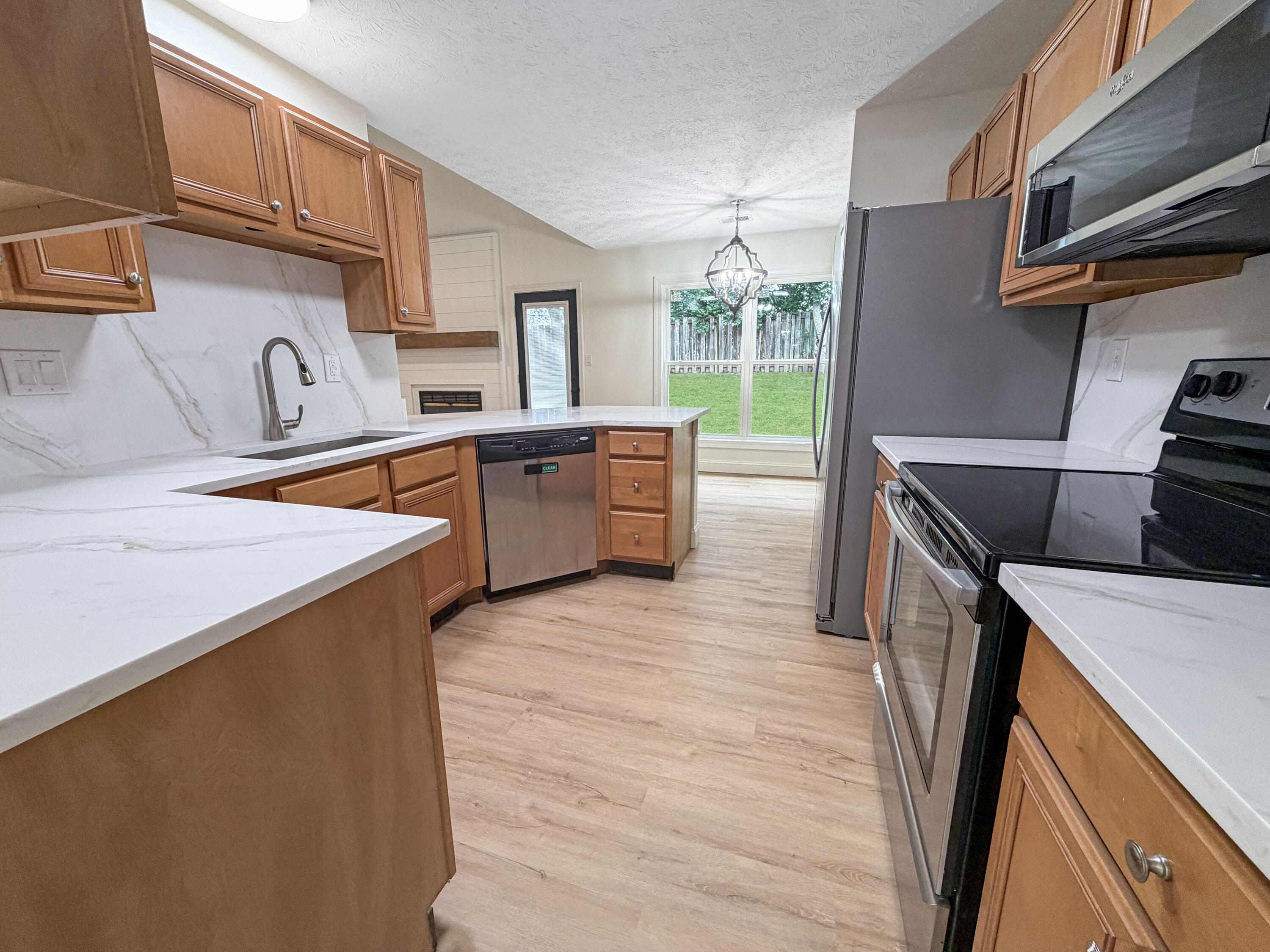 1881 Timber Creek Drive Property Photo 7