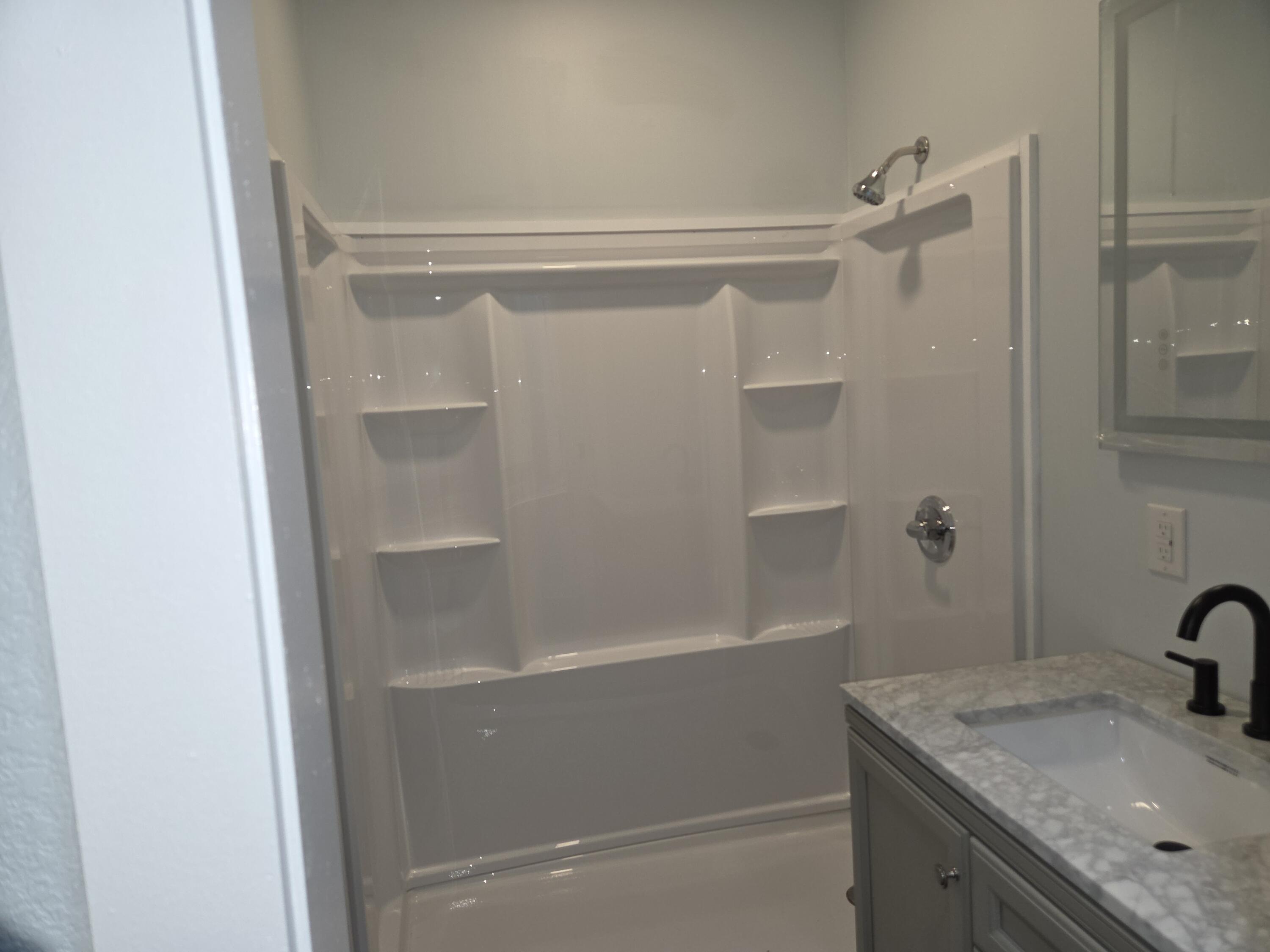 2106 Cairo Road Property Photo 9
