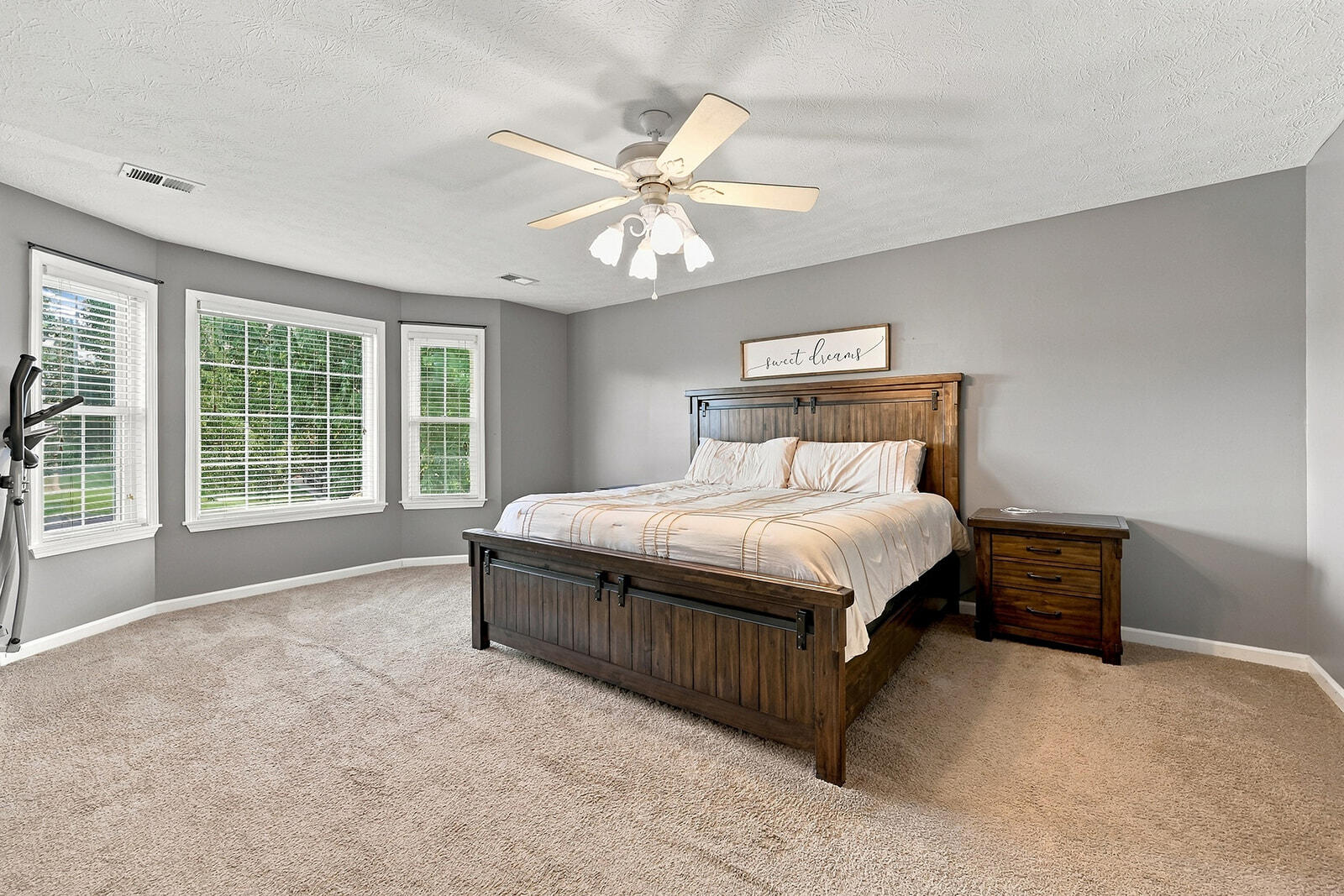 2262 Clearwater Drive Property Photo 33
