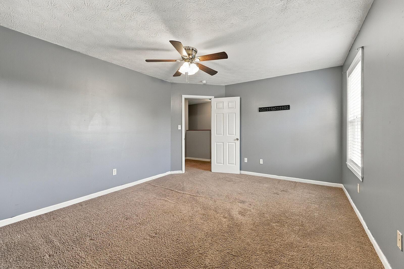 2262 Clearwater Drive Property Photo 44
