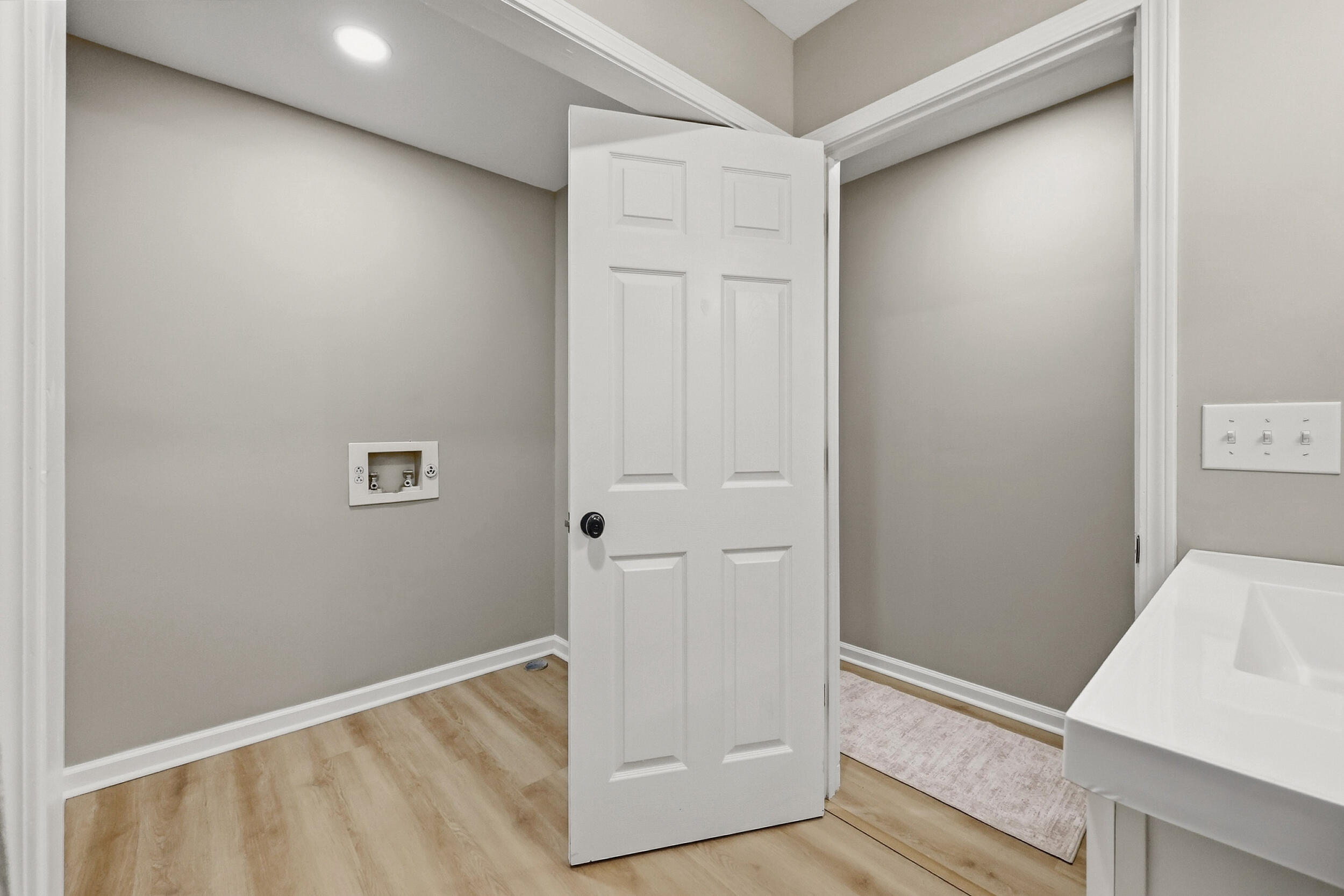 111 Sheppard Court Property Photo 26