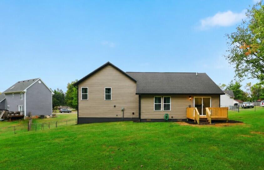 111 Sheppard Court Property Photo 32