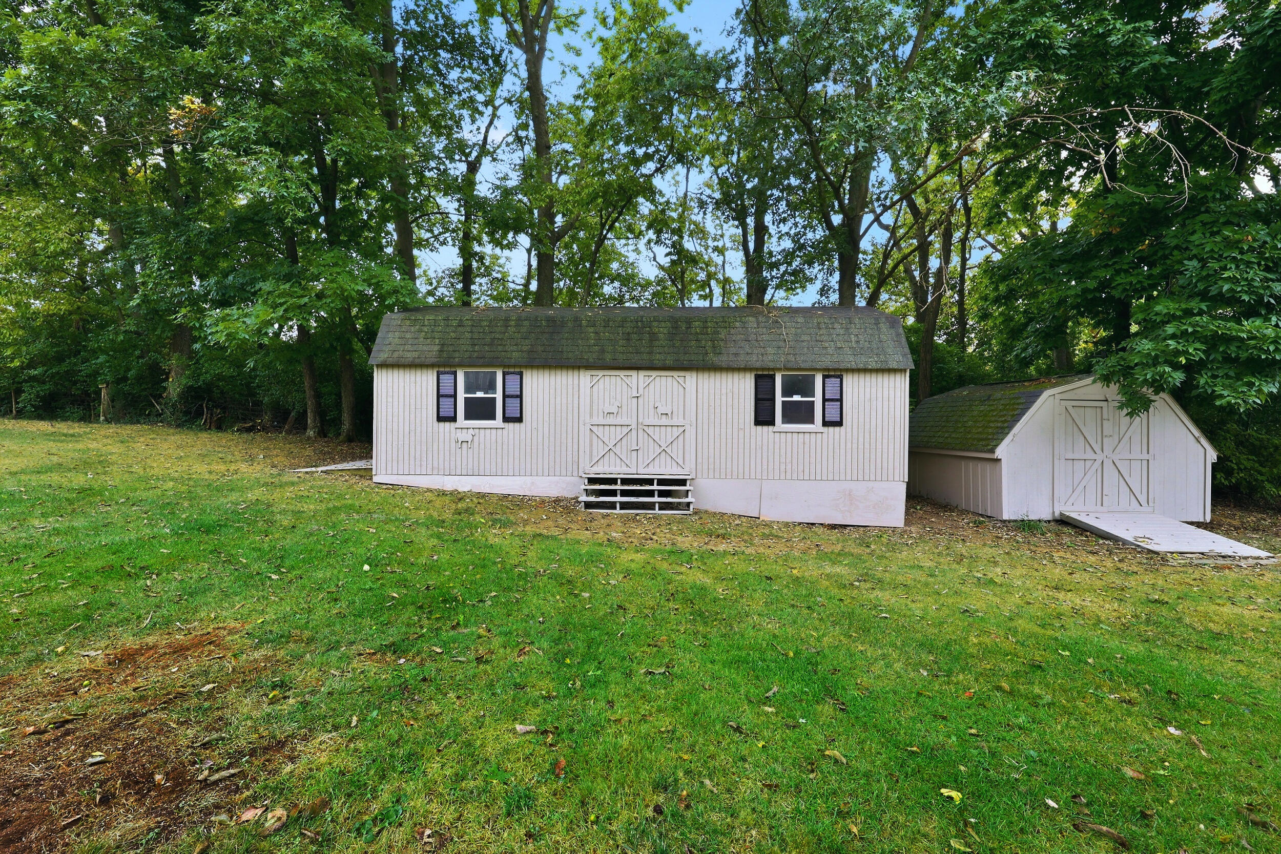111 Sheppard Court Property Photo 33