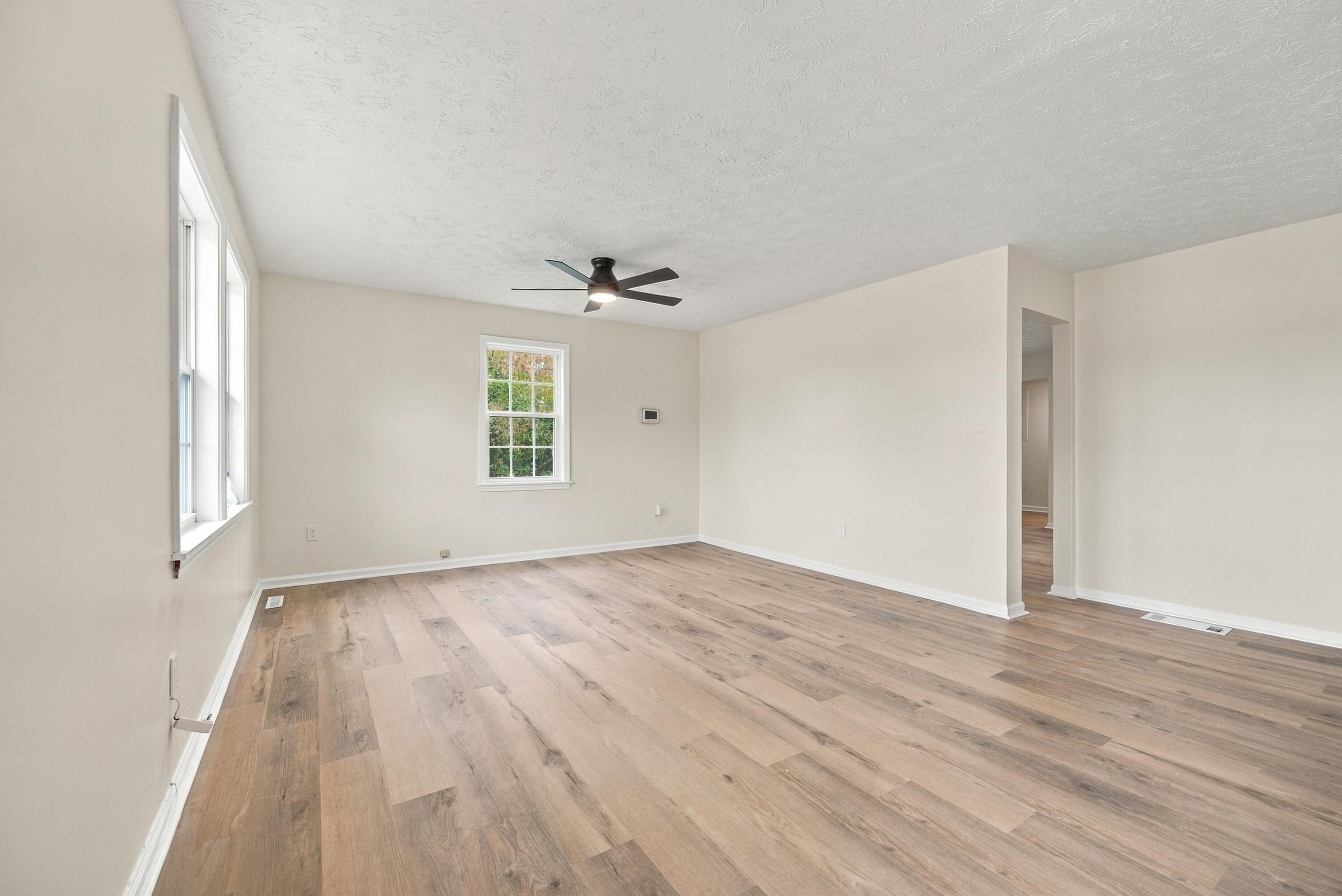 213 E Broadway Street Property Photo 5
