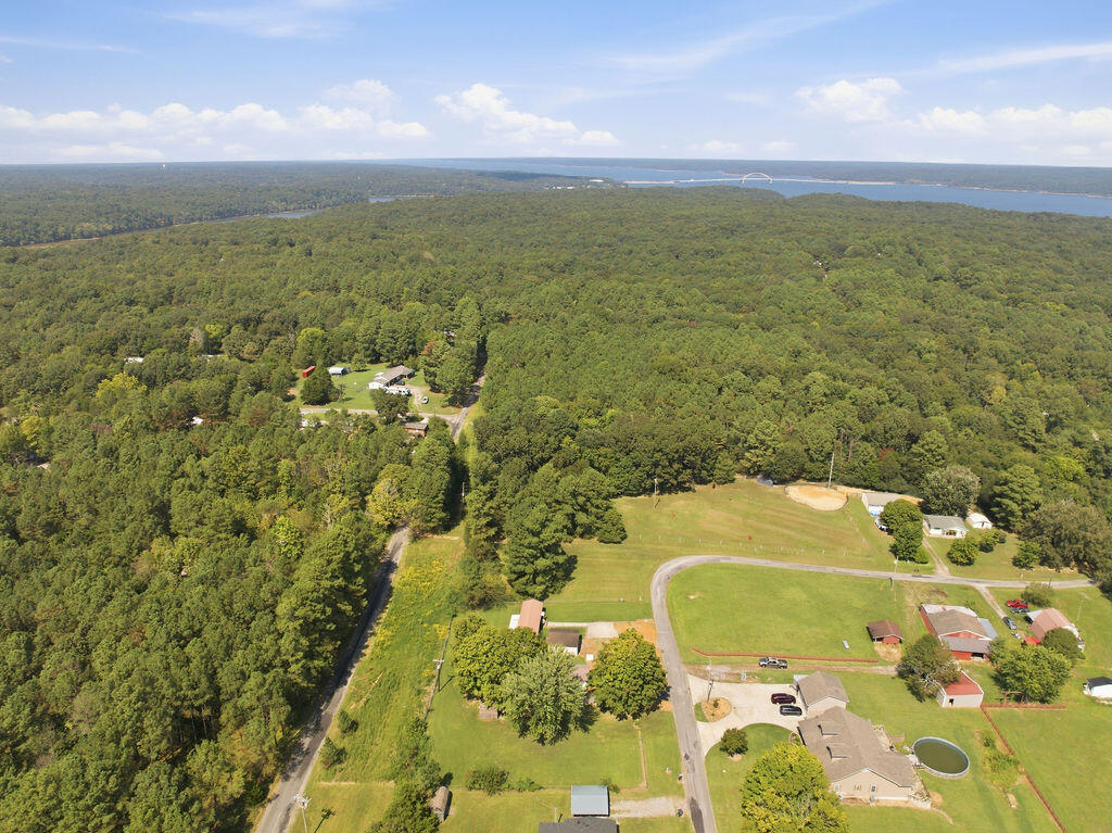 105 Deerpath Trail Property Photo 29