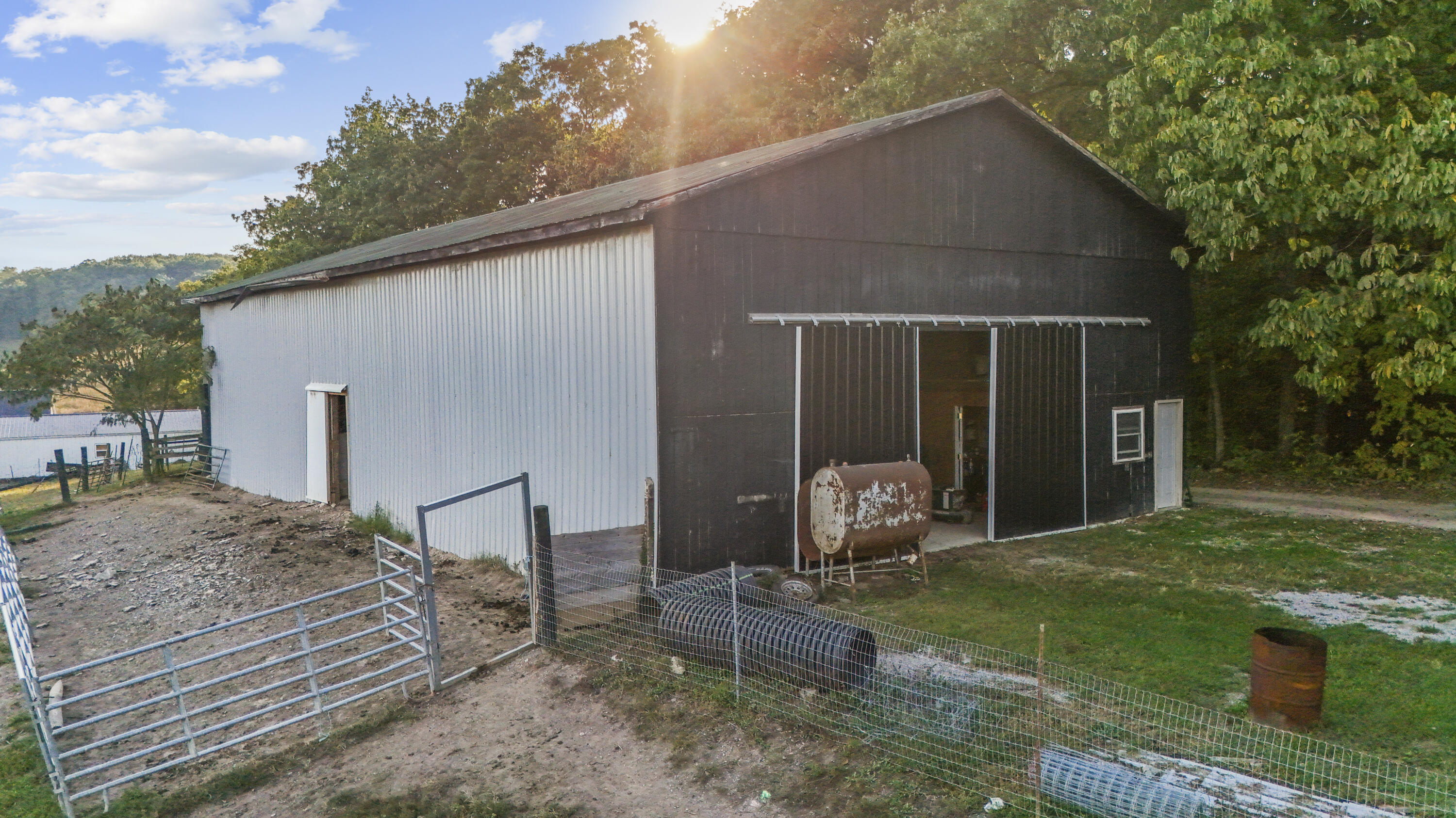 980 Donohue Road Property Photo 14