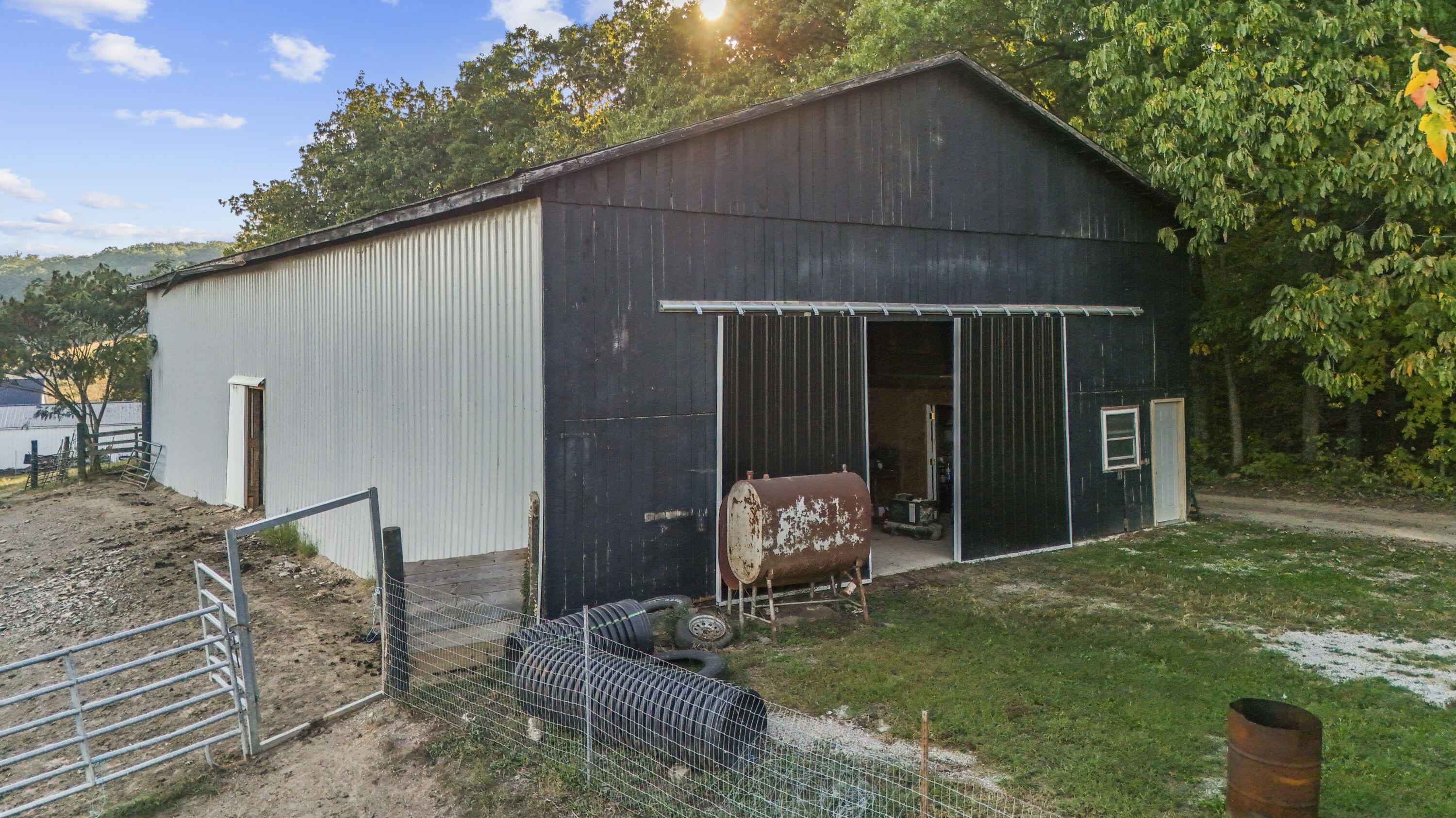 980 Donohue Road Property Photo 15