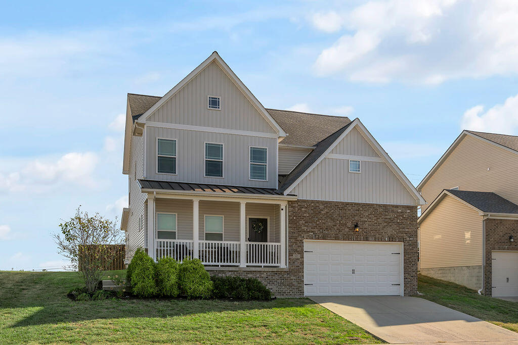 105 Friendly Avenue Property Photo 1