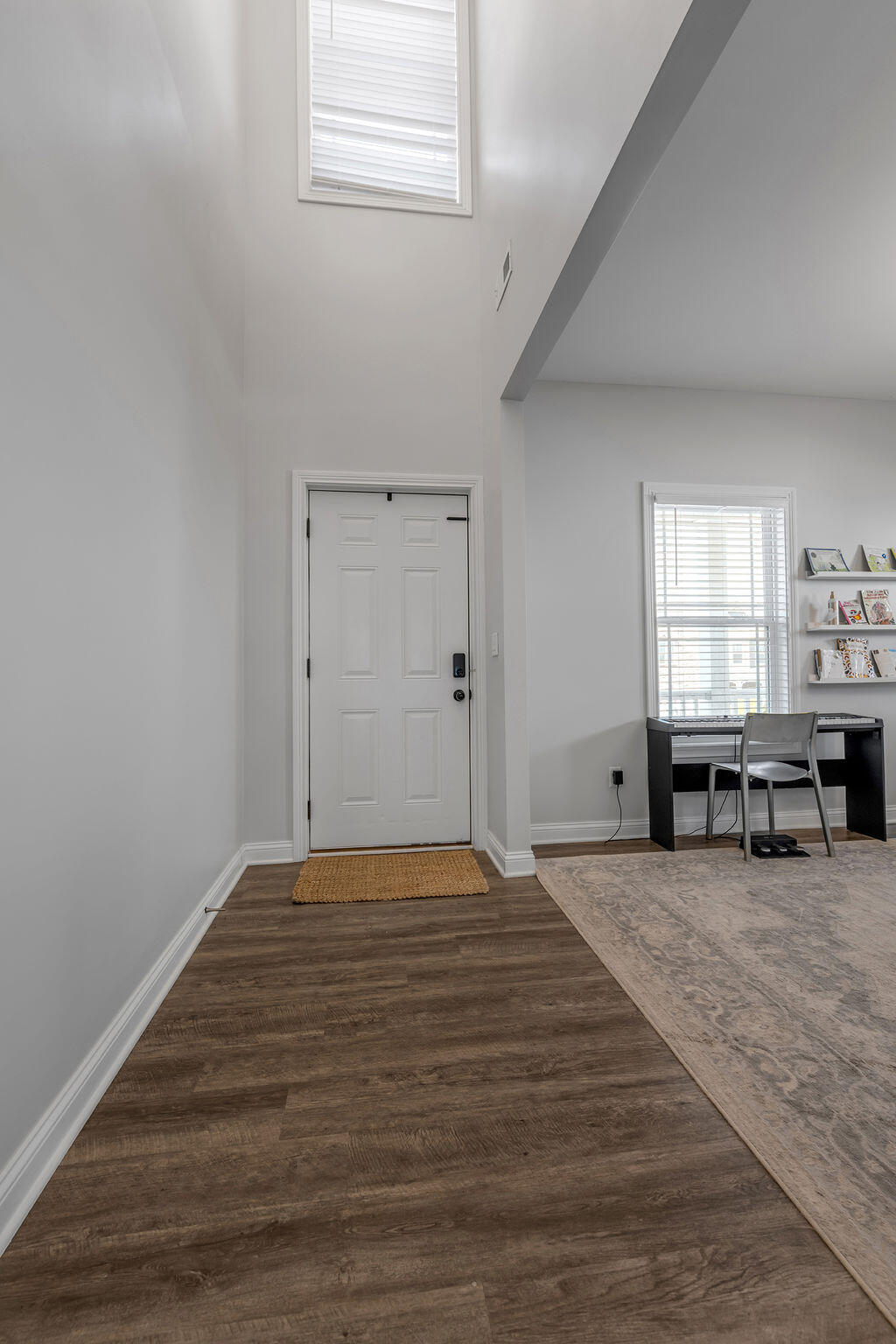 105 Friendly Avenue Property Photo 10