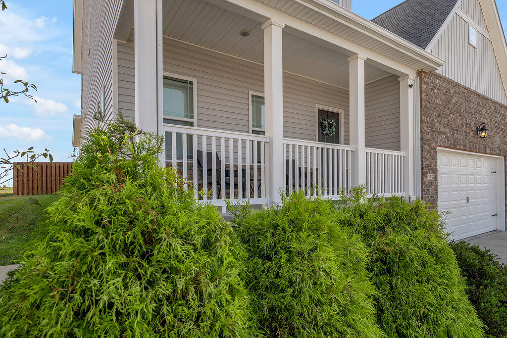 105 Friendly Avenue Property Photo 63
