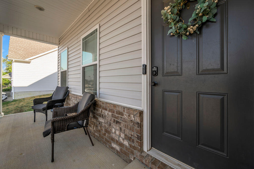 105 Friendly Avenue Property Photo 66