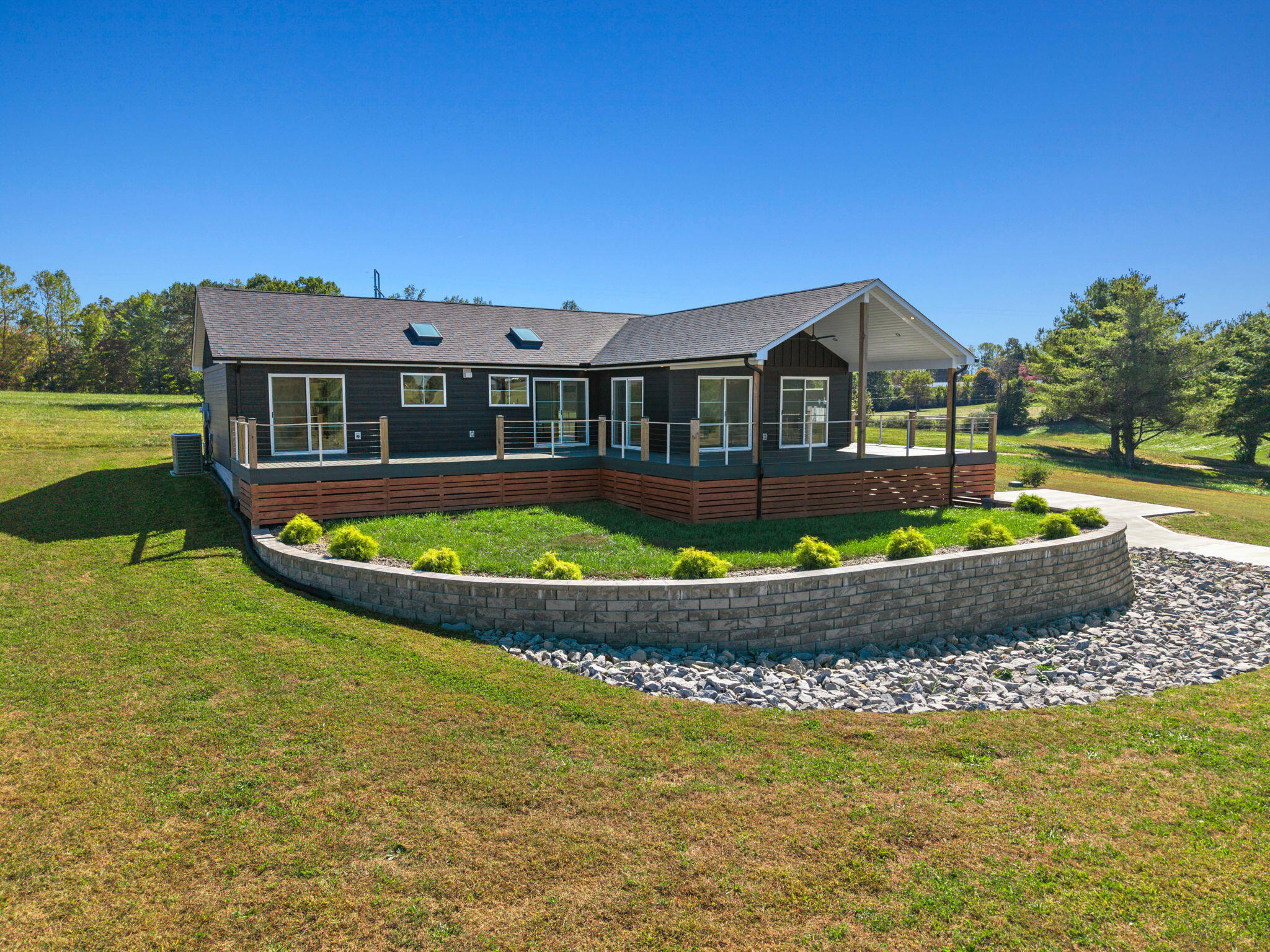 186 Lily Creek Resort Road Property Photo 2