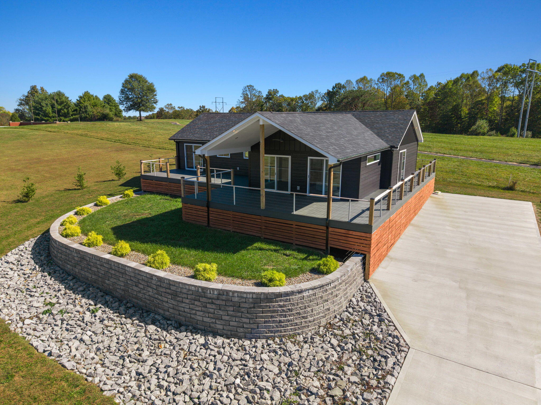 186 Lily Creek Resort Road Property Photo 5