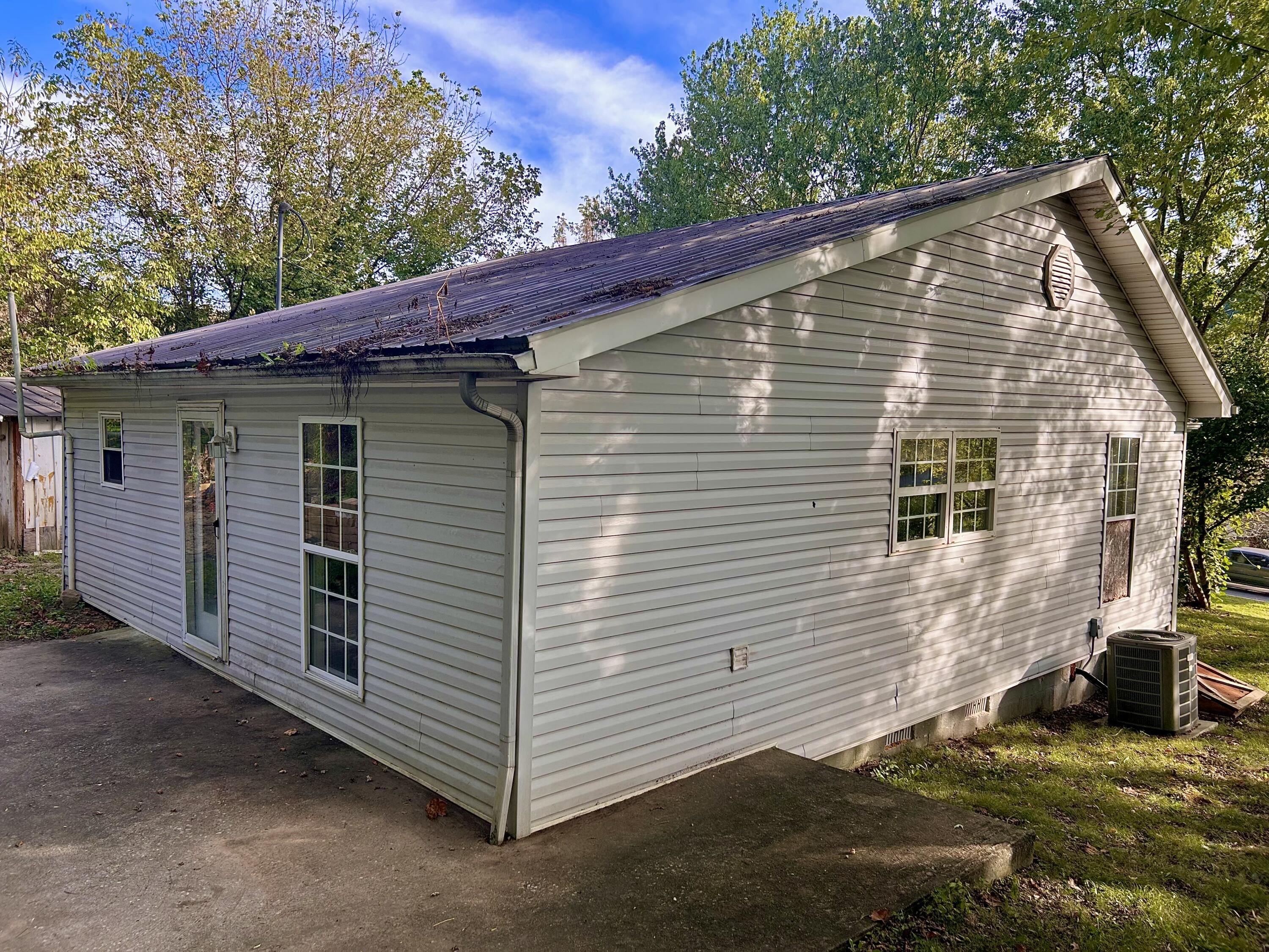 3318 Kentucky 174 Property Photo 3