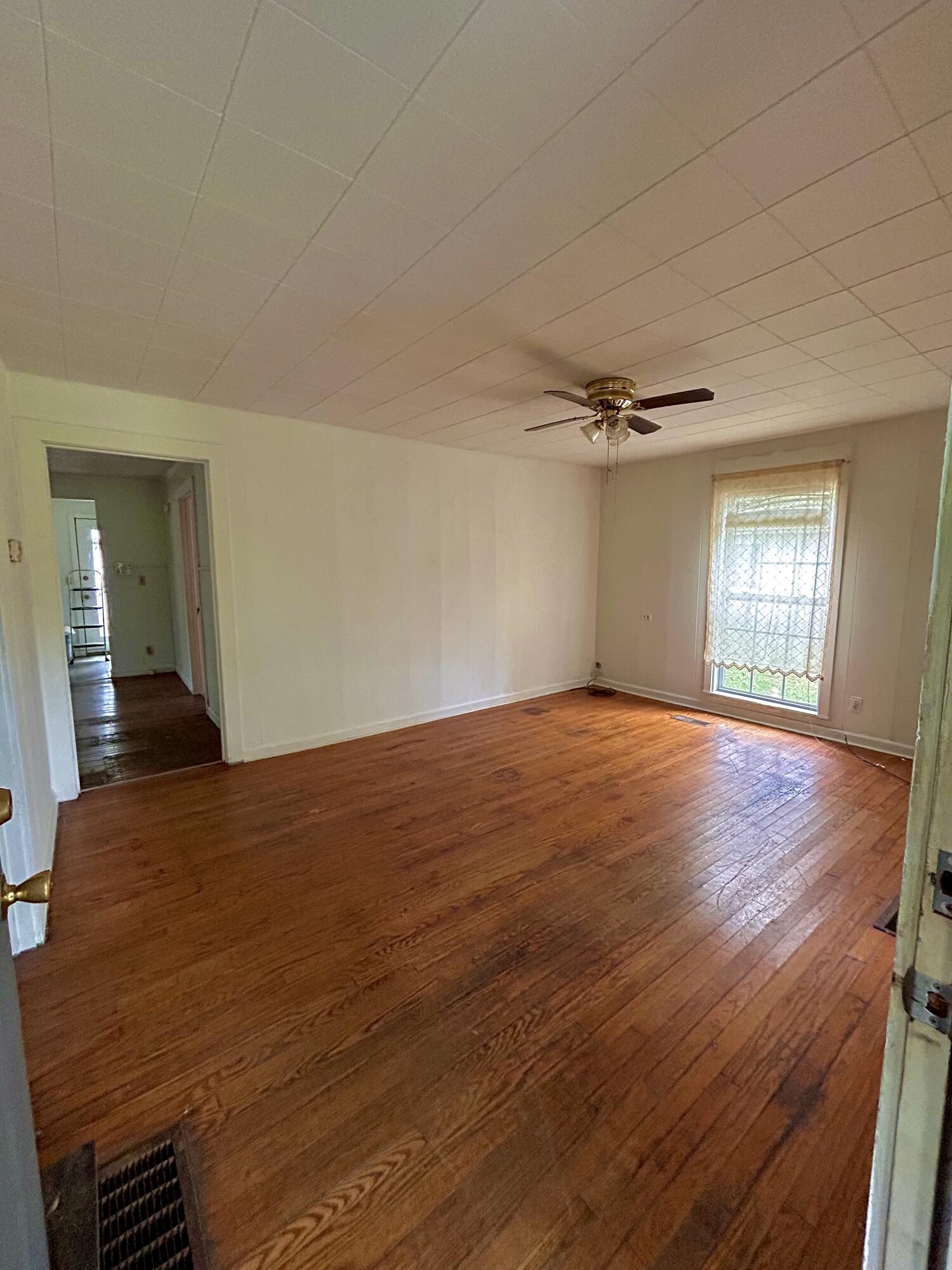 3318 Kentucky 174 Property Photo 6