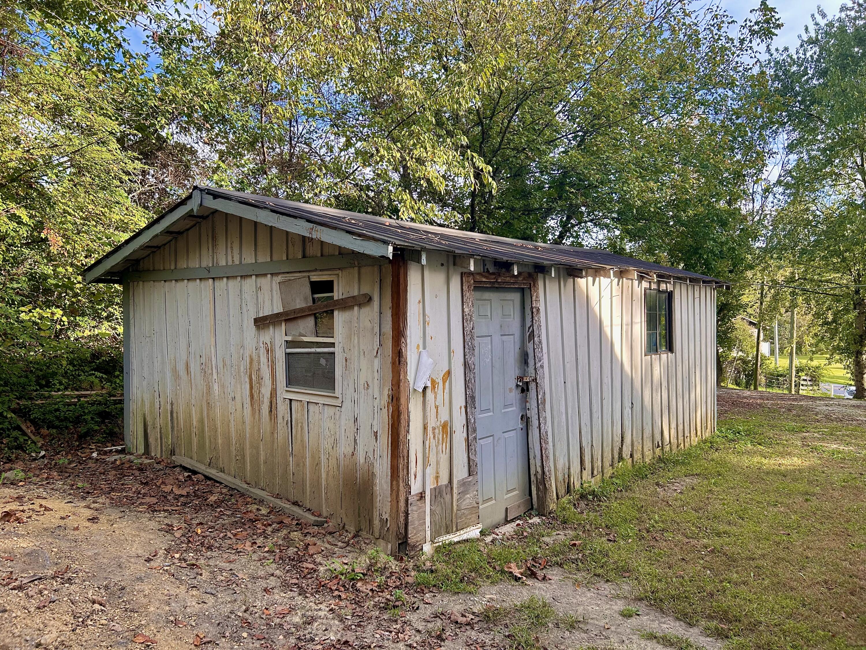 3318 Kentucky 174 Property Photo 27