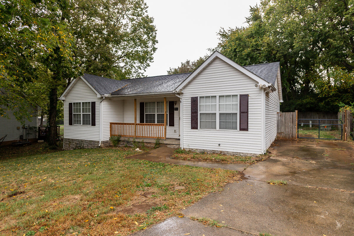 176 Williamsburg Lane Property Photo 2