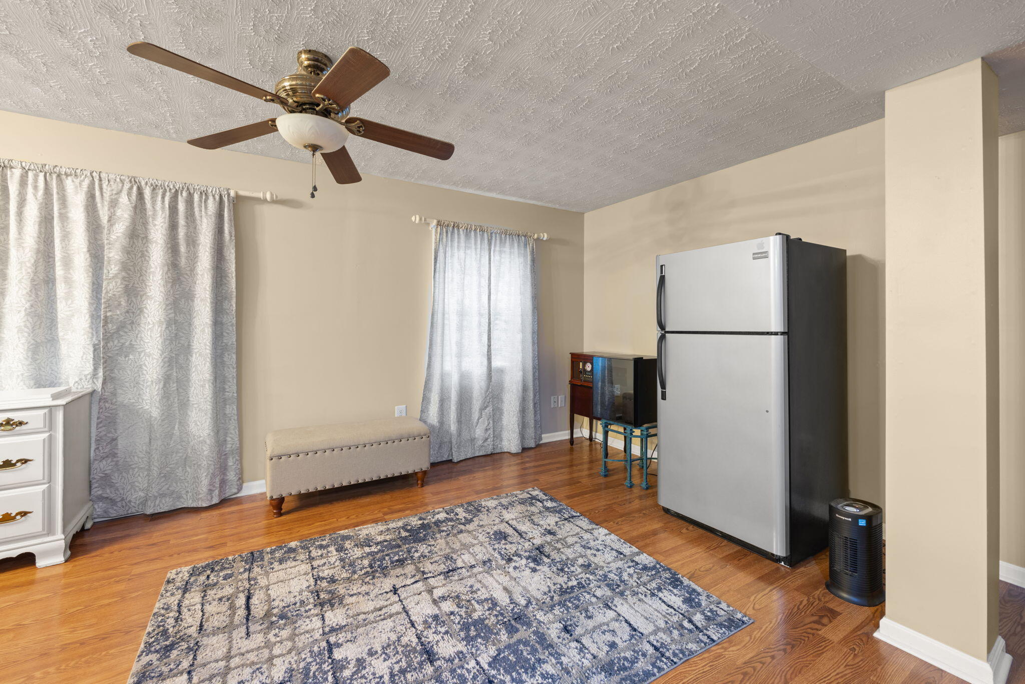 212 Bay Meadows Drive Property Photo 38