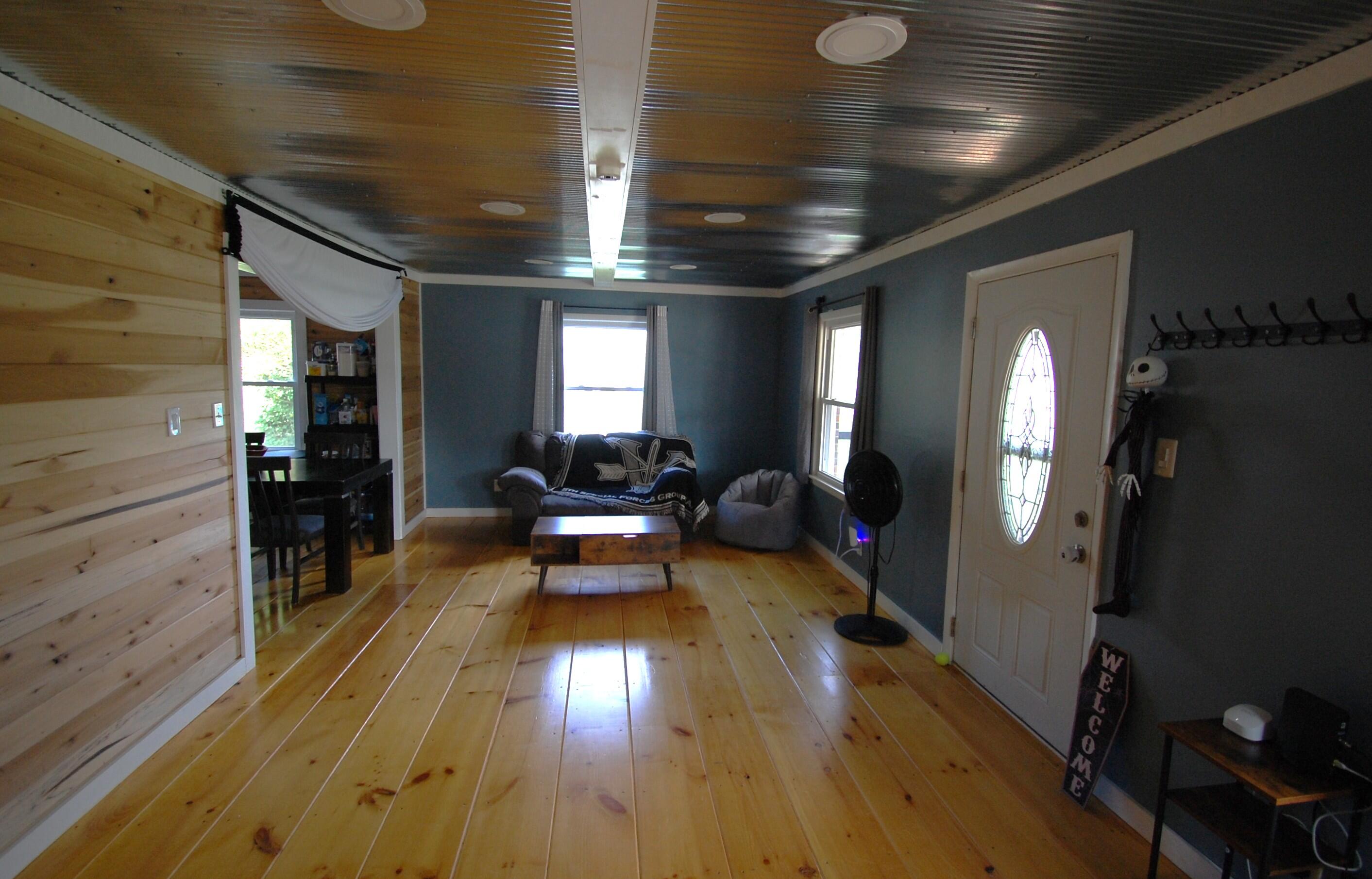 408 Cadiz Street Property Photo 4