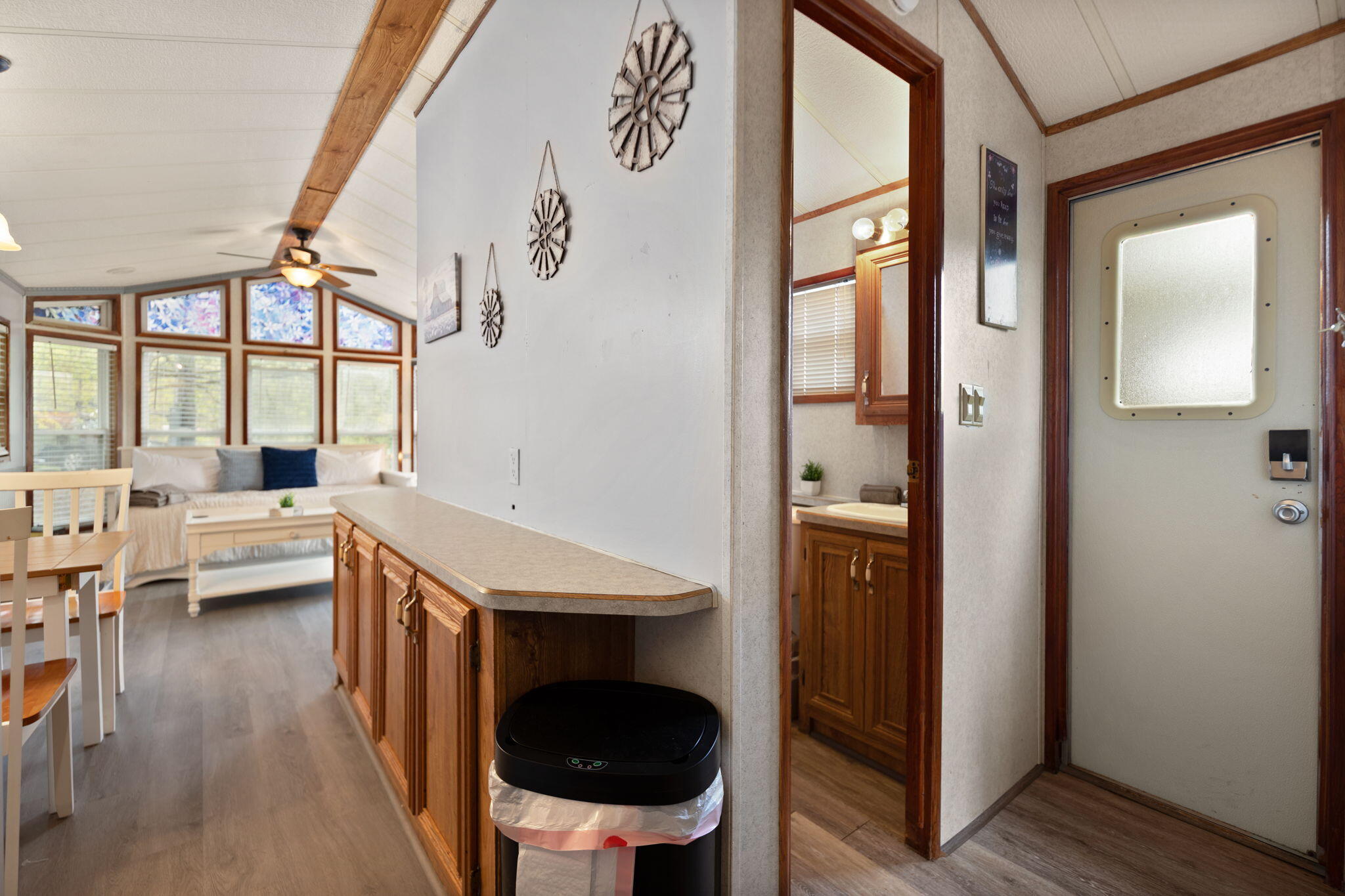 1137 High Rock Road Property Photo 16