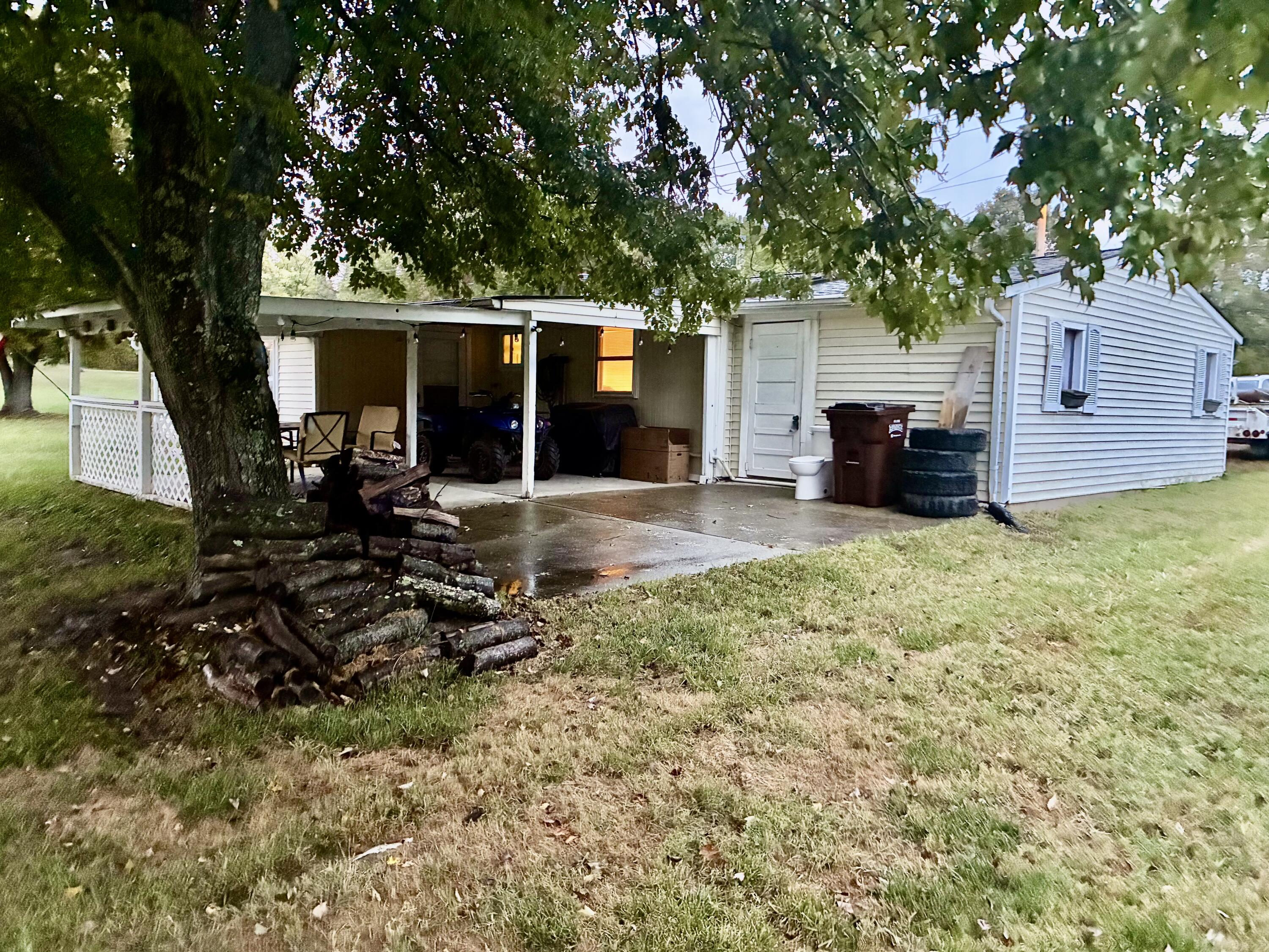 11168 S Licking Pike Property Photo 4