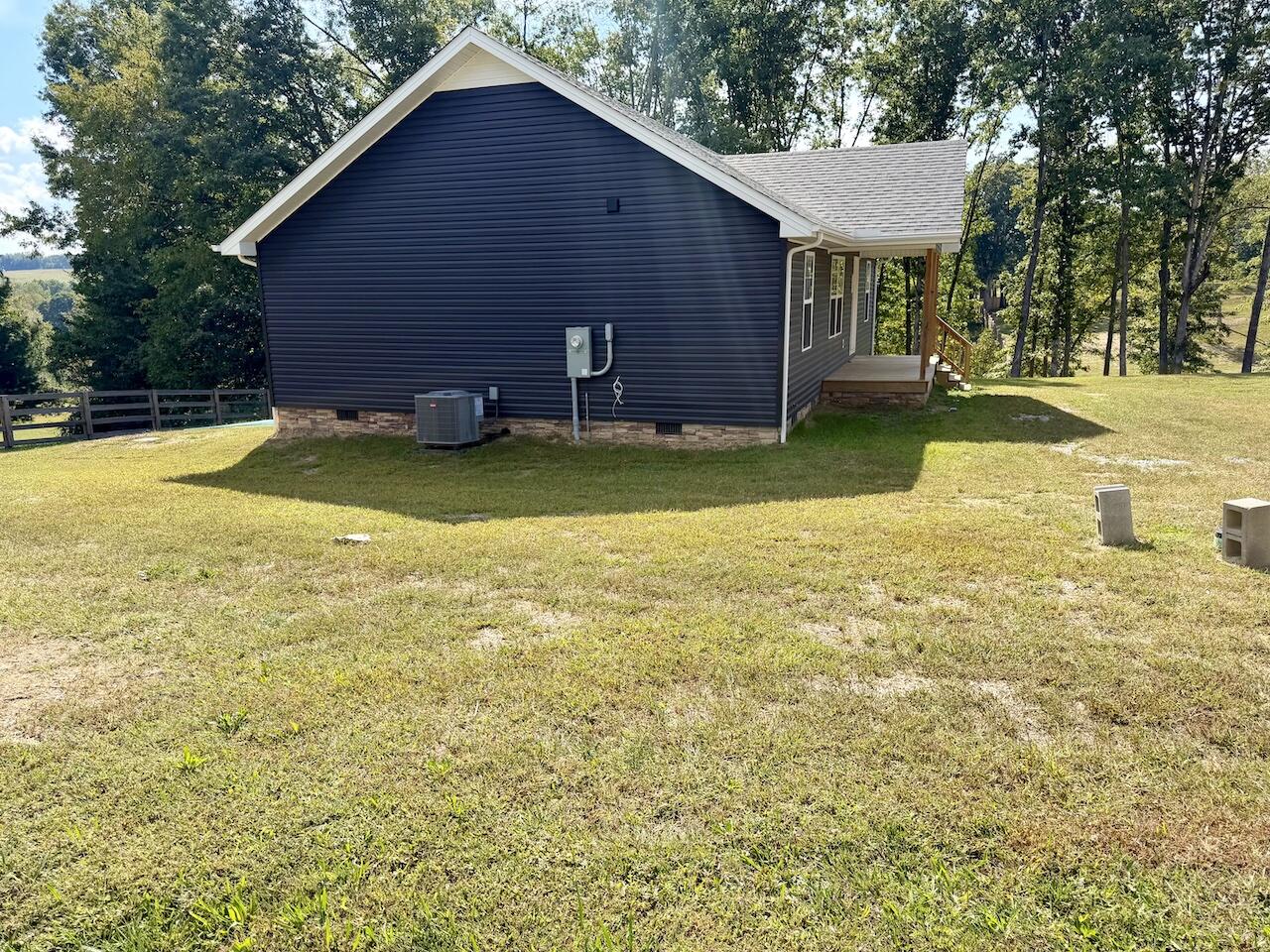 1093 Topton Road Property Photo 2