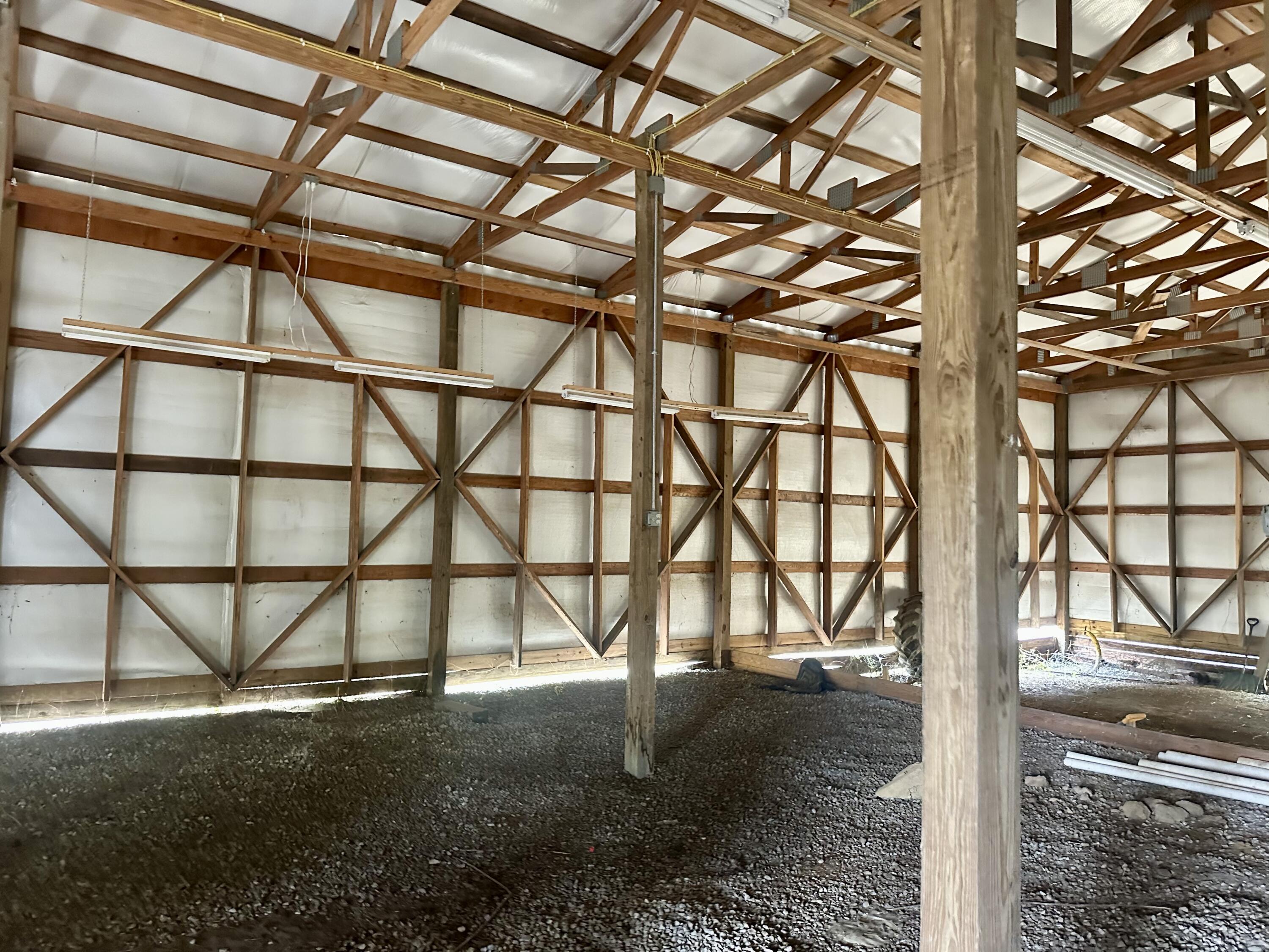 1073 Old Way Road Property Photo 7