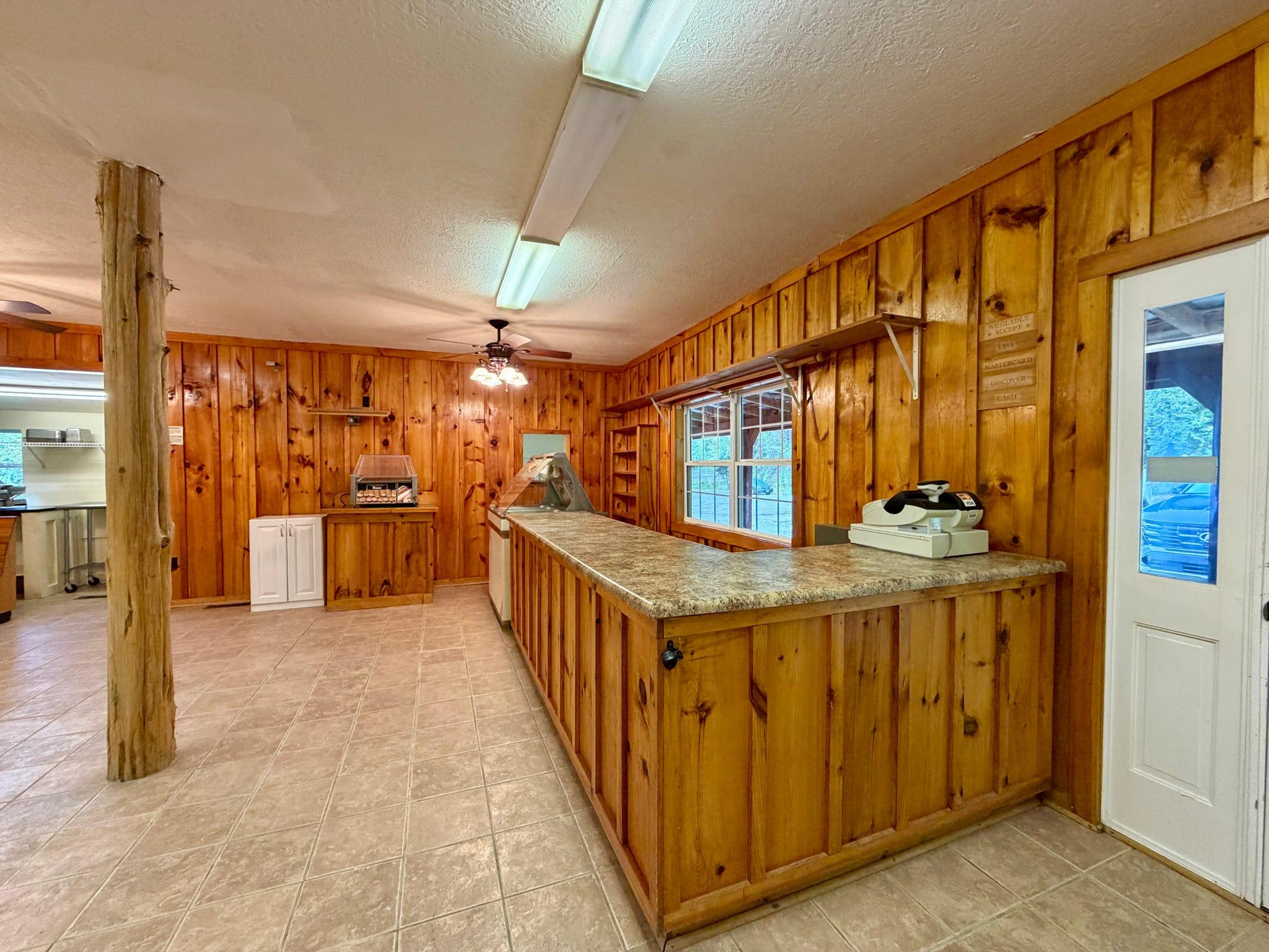 40 Cedgap Road Property Photo 4