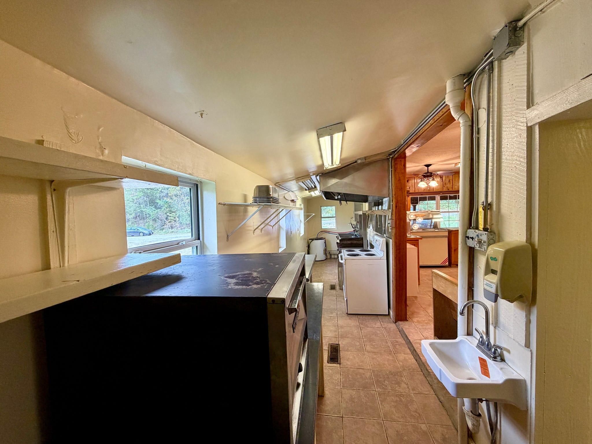 40 Cedgap Road Property Photo 28