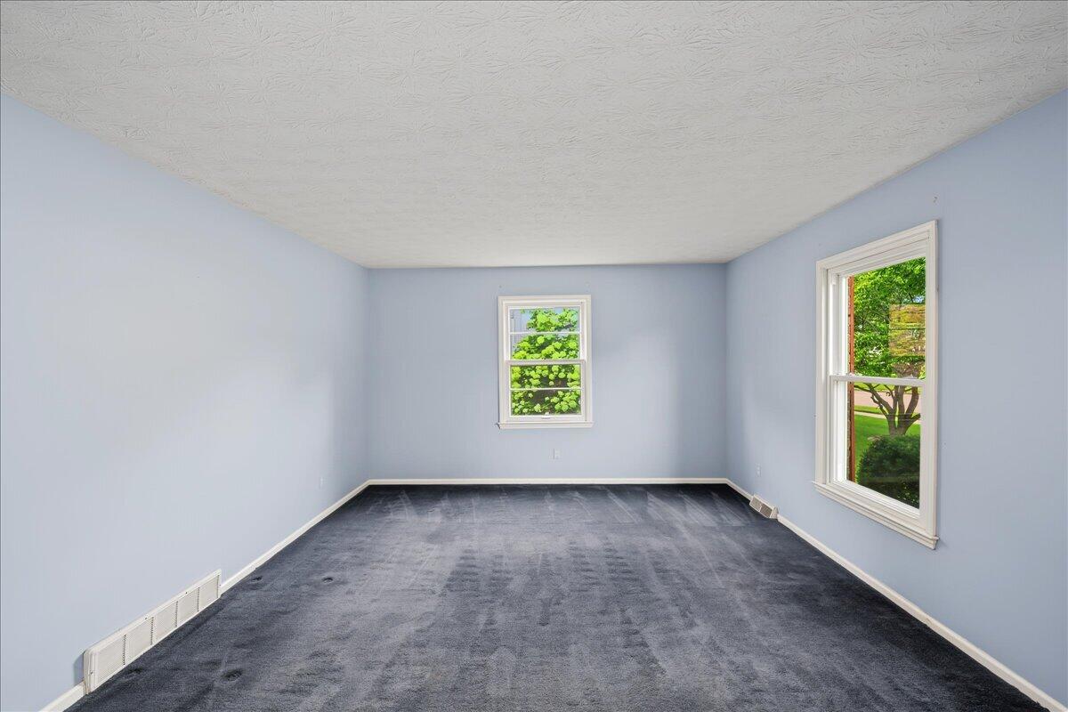 3828 Hapgood Lane Property Photo 9