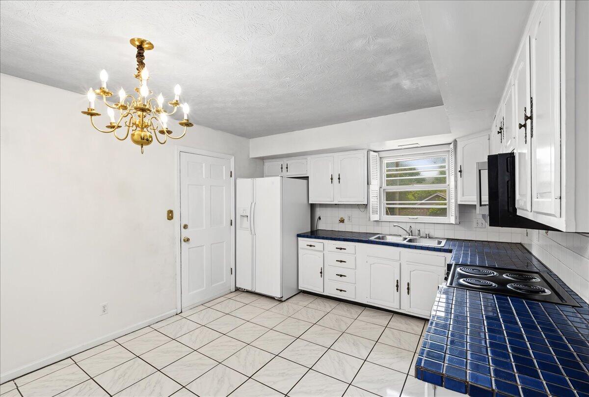 3828 Hapgood Lane Property Photo 18