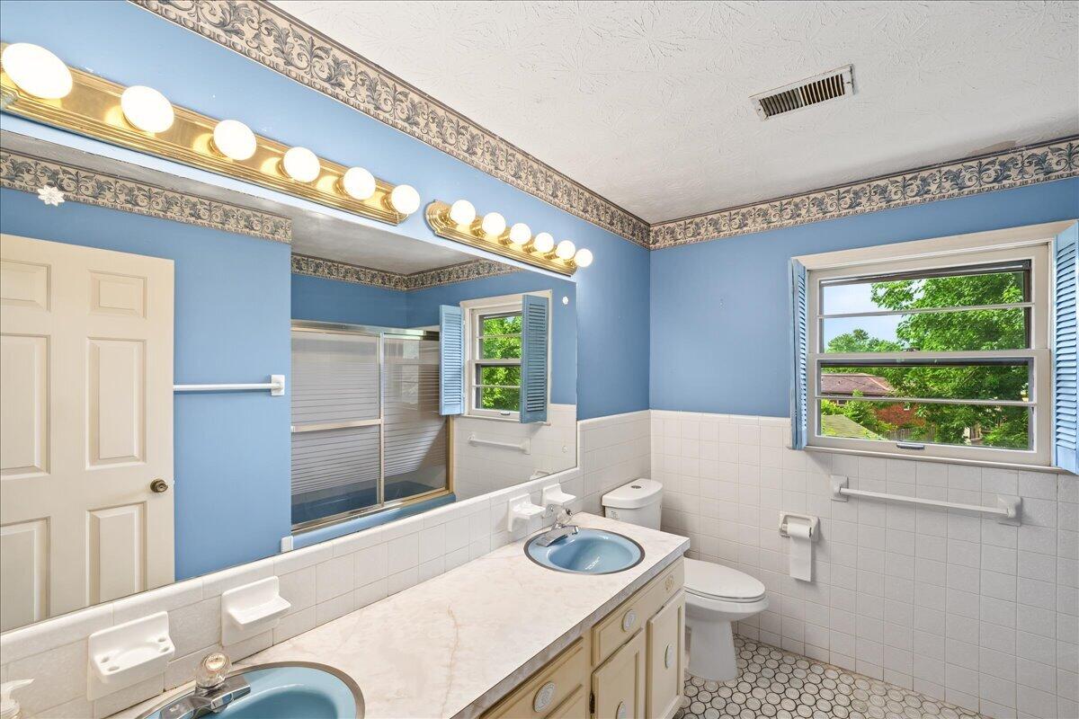 3828 Hapgood Lane Property Photo 32