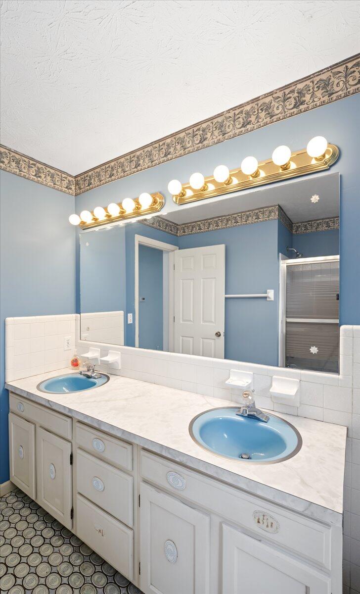3828 Hapgood Lane Property Photo 33