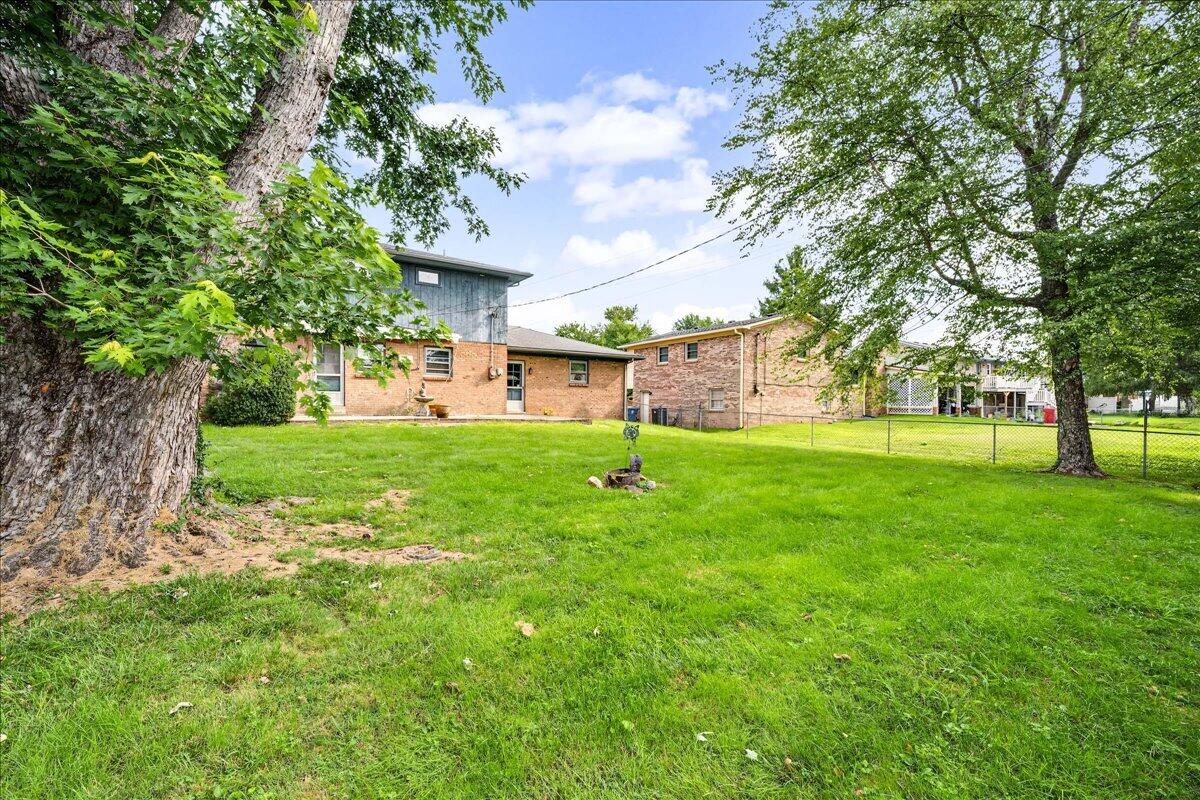 3828 Hapgood Lane Property Photo 45