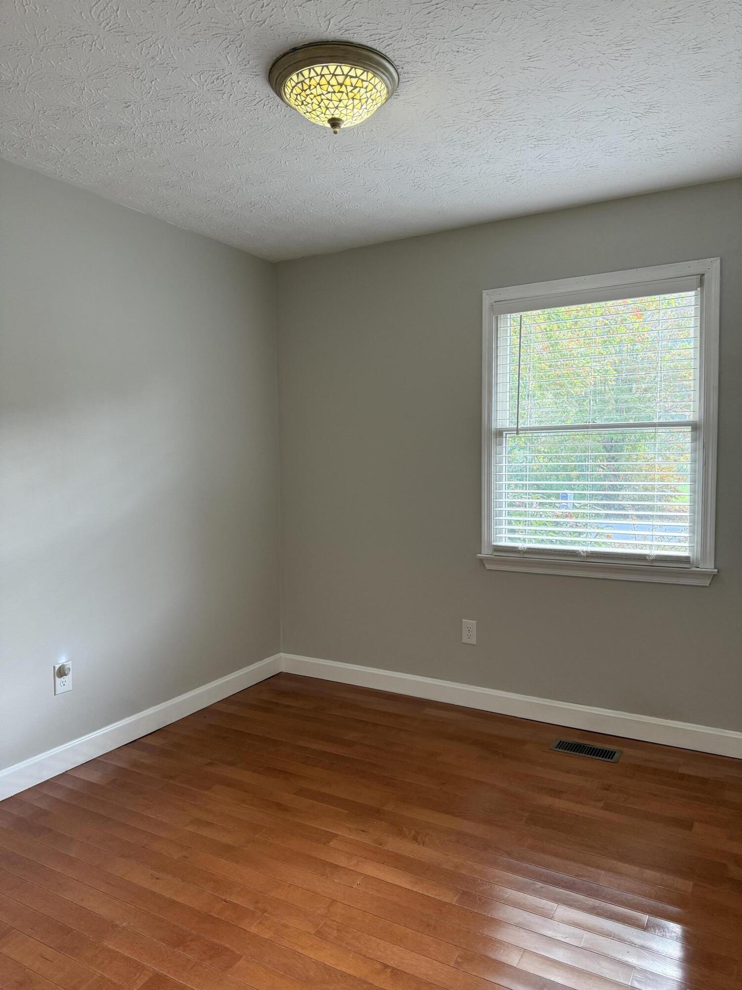 216 Maher Drive Property Photo 7