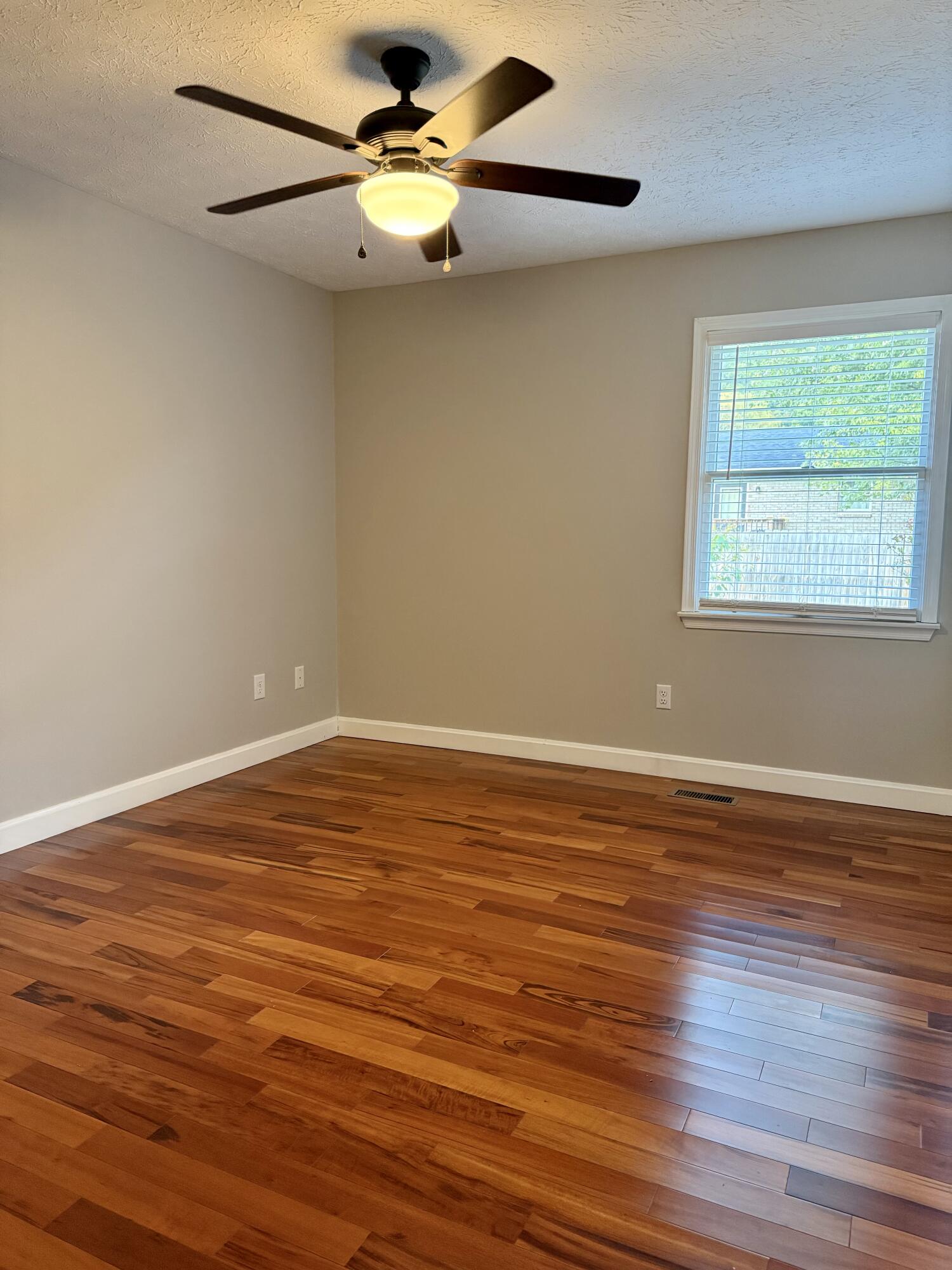 216 Maher Drive Property Photo 11