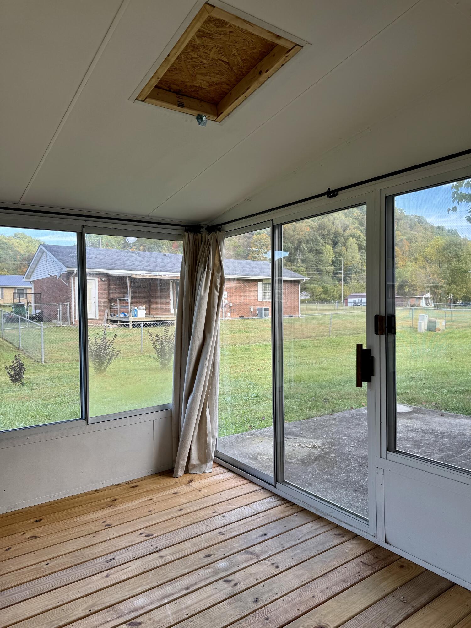 216 Maher Drive Property Photo 15