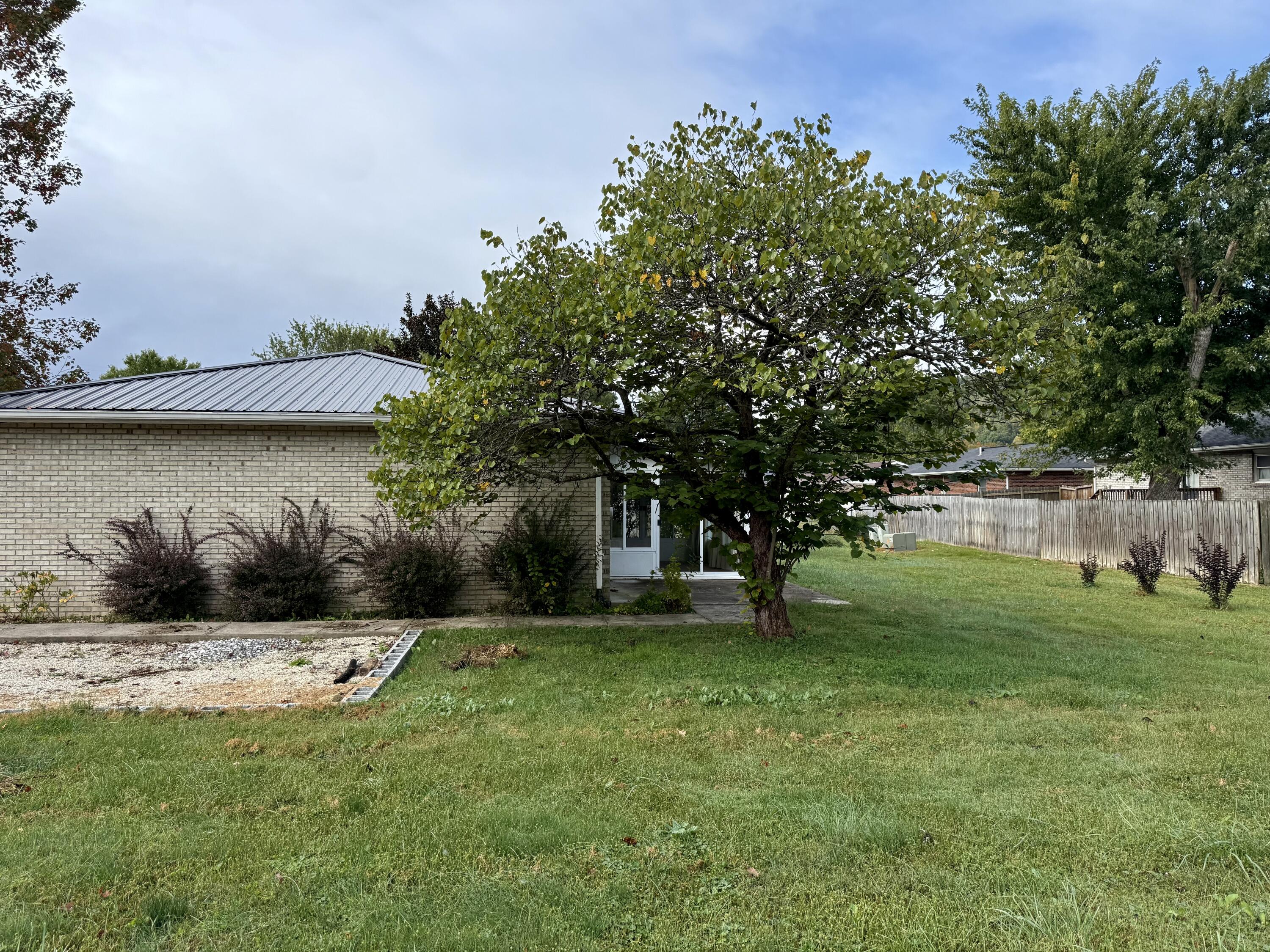 216 Maher Drive Property Photo 24