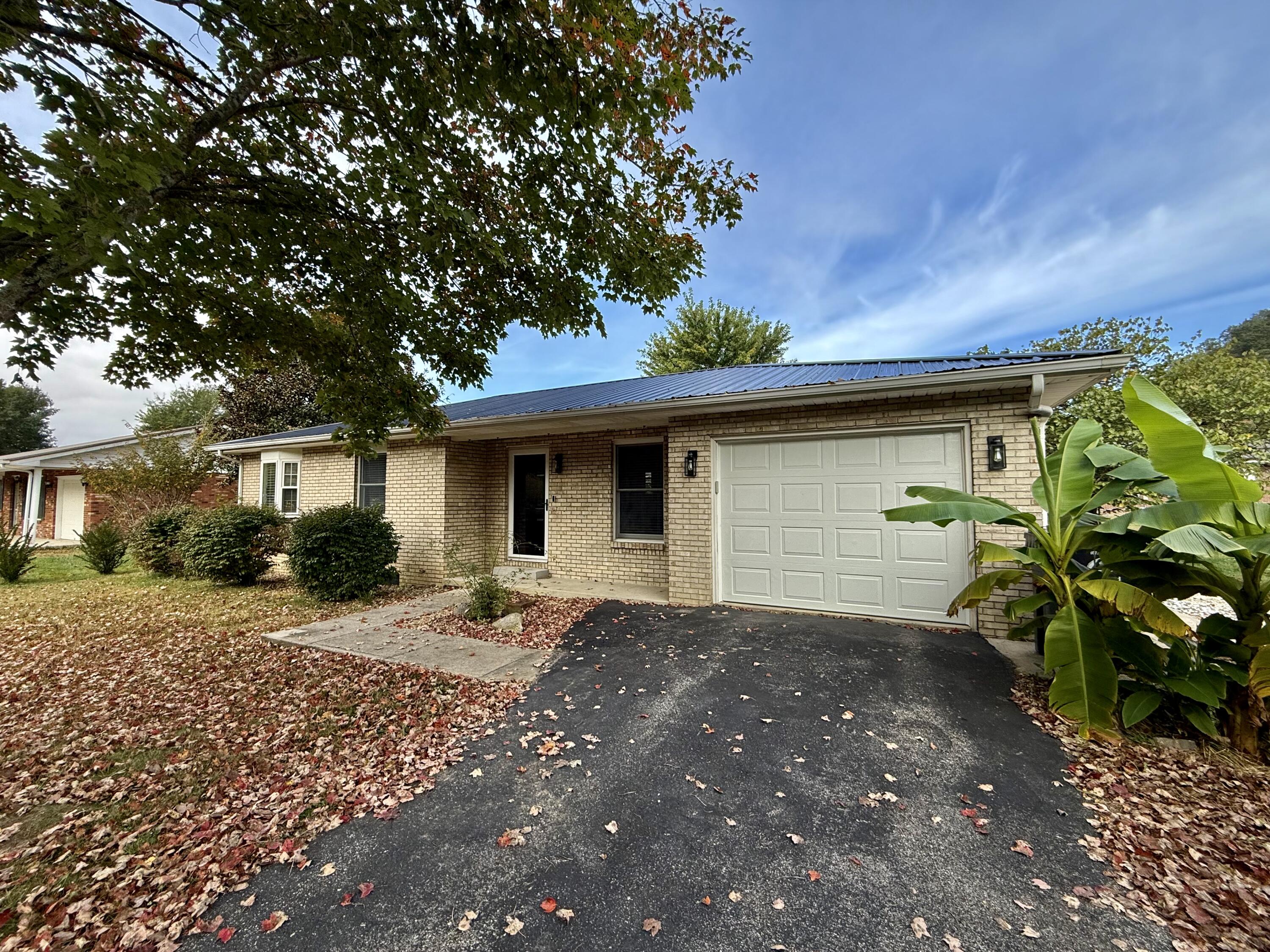 216 Maher Drive Property Photo 26