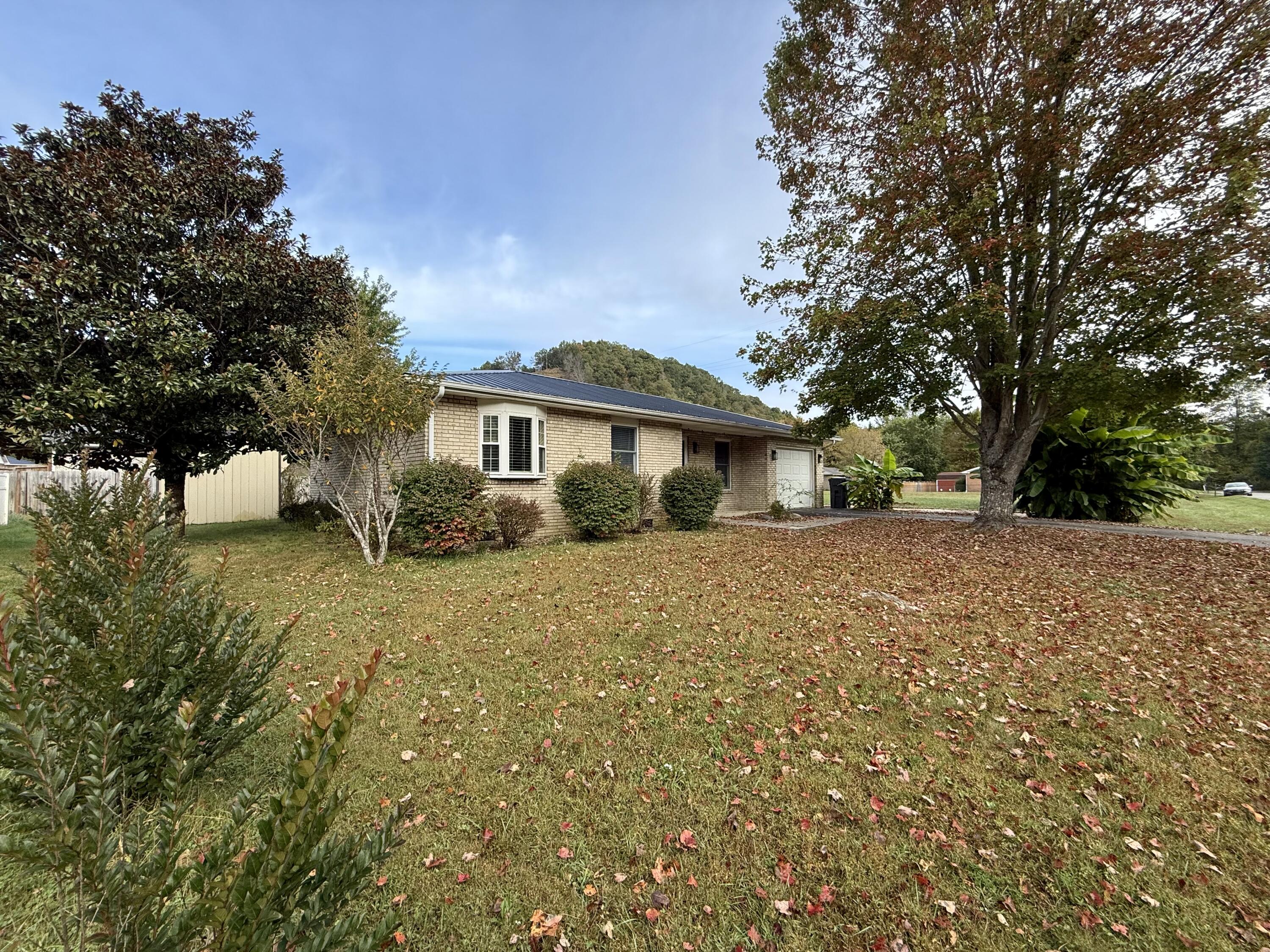 216 Maher Drive Property Photo 28