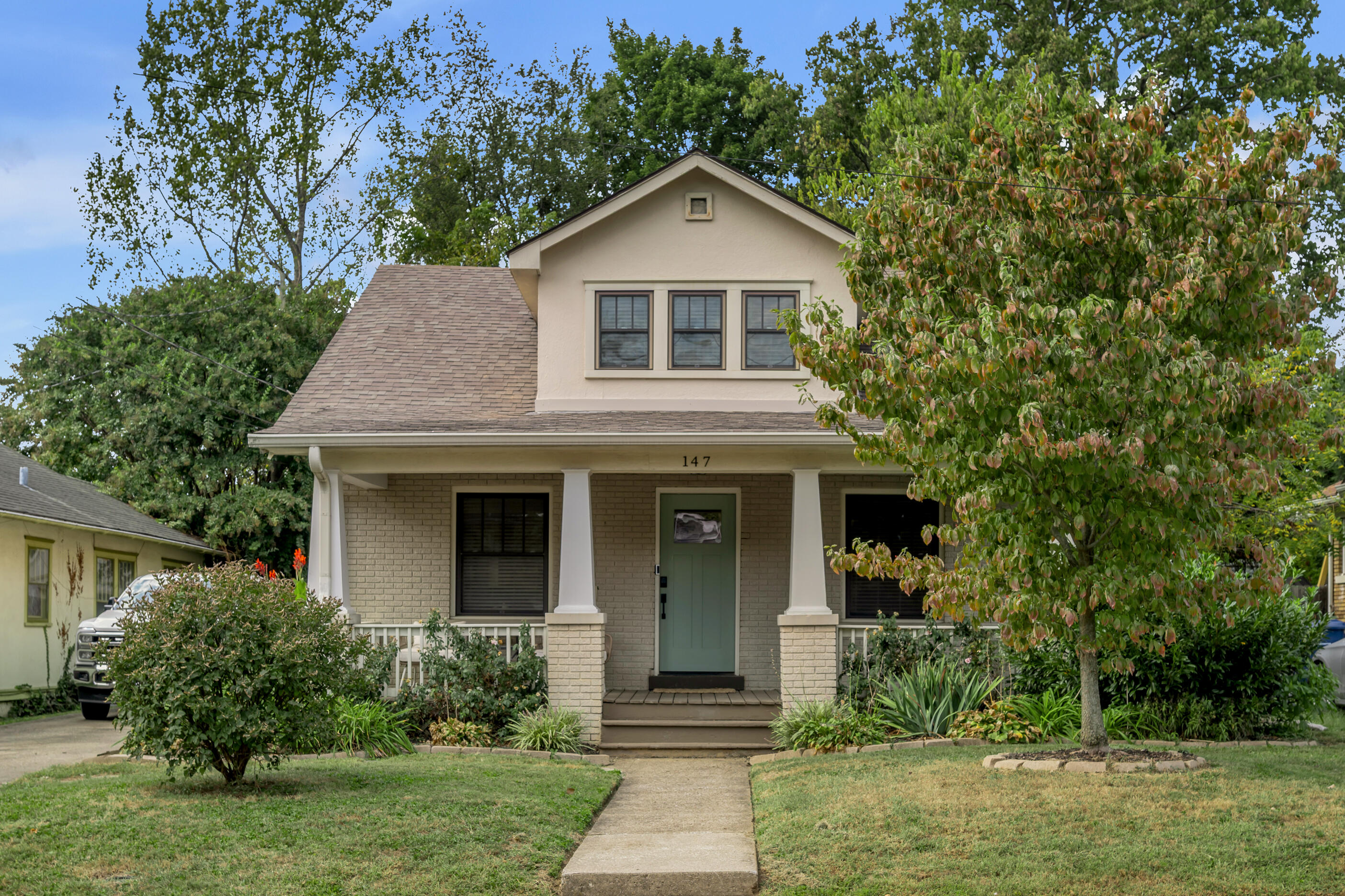 147 Sherman Avenue Property Photo 2