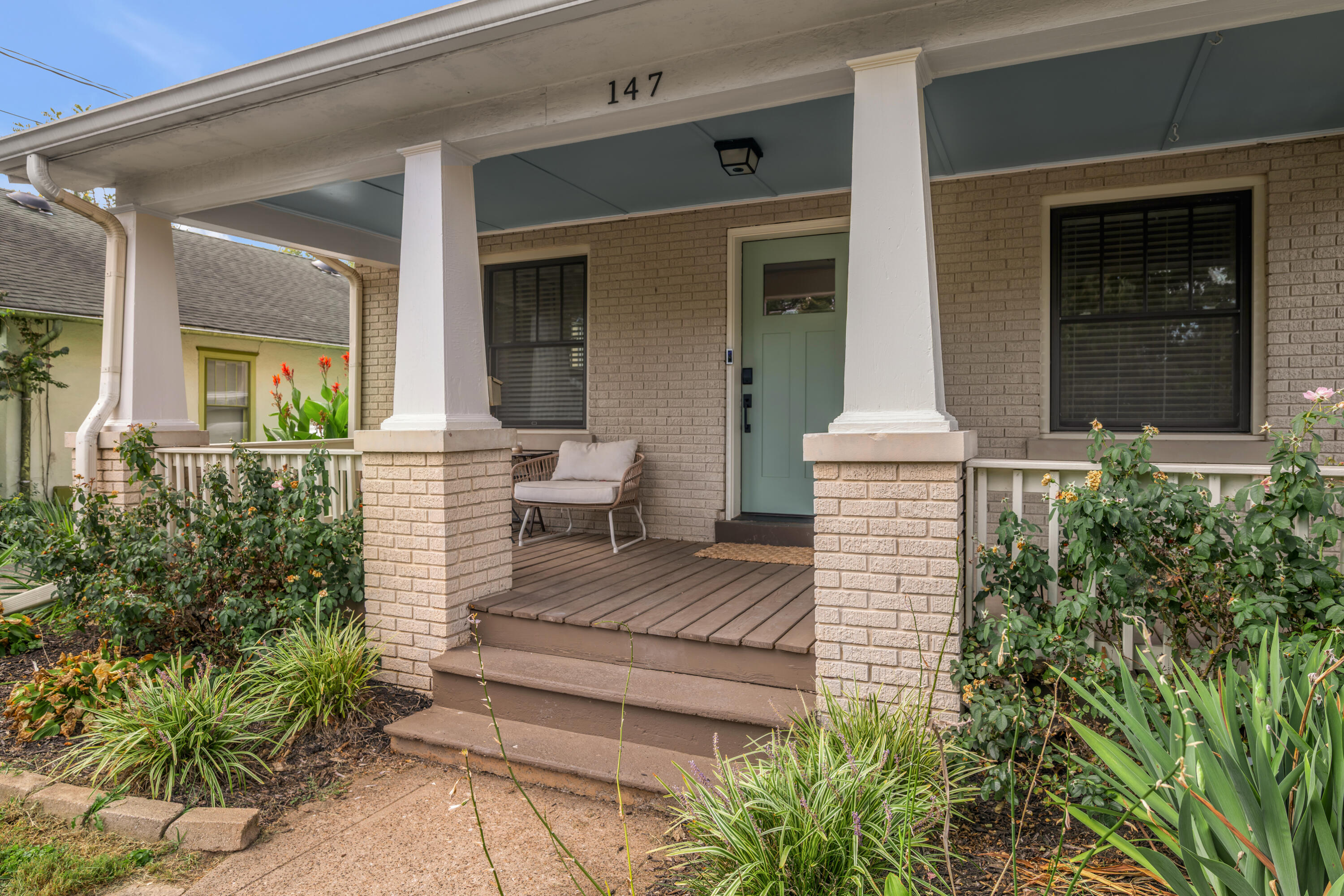 147 Sherman Avenue Property Photo 3