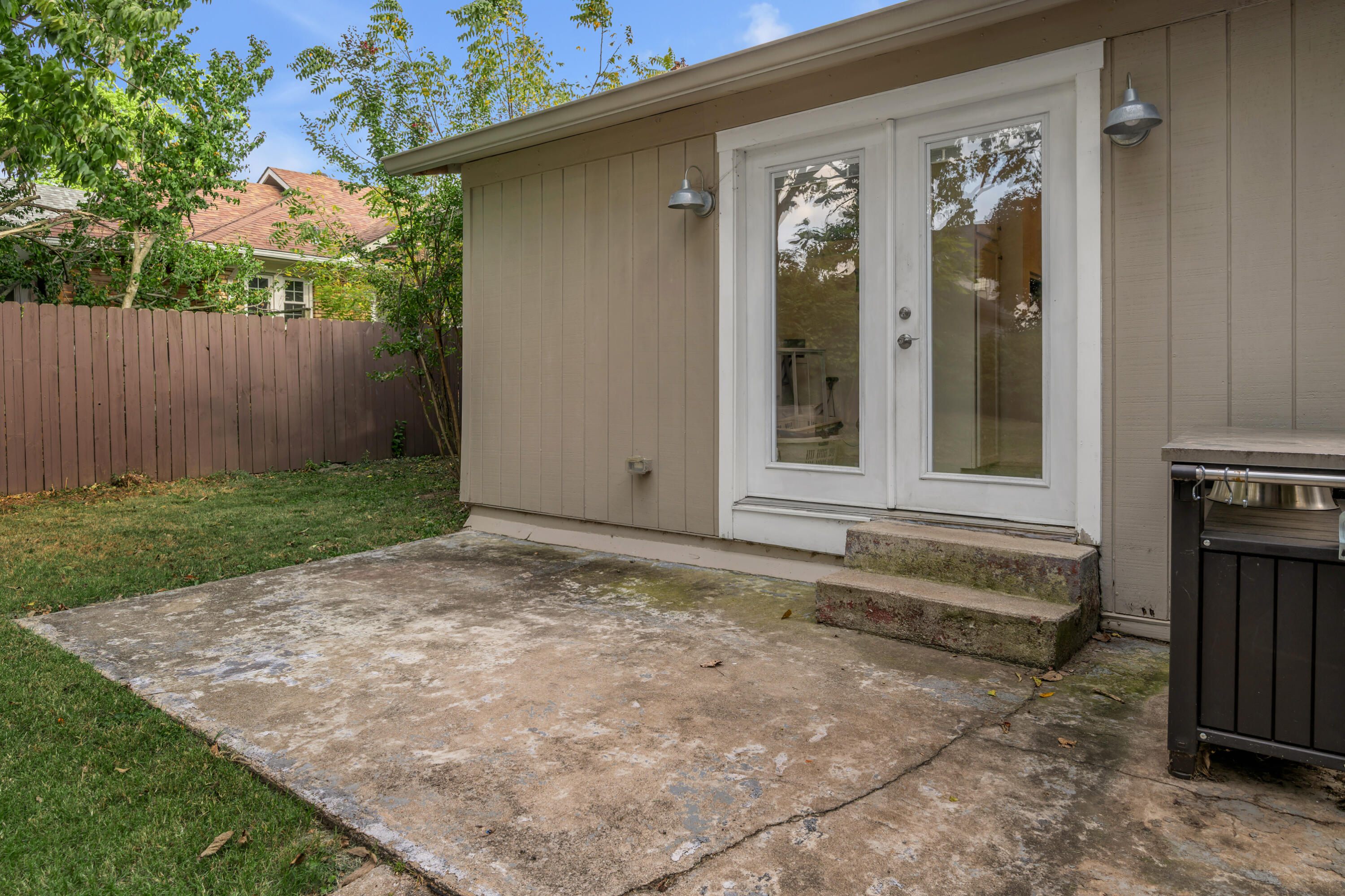 147 Sherman Avenue Property Photo 49